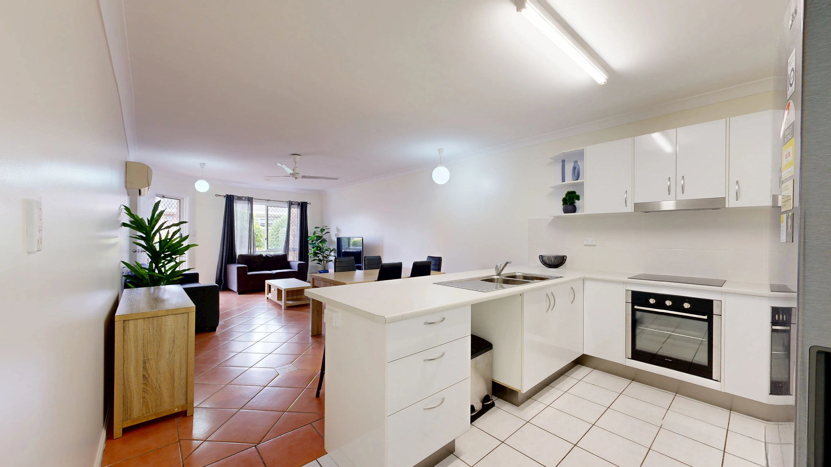 2/58-62 Ninth Avenue, Railway Estate, QLD 4810