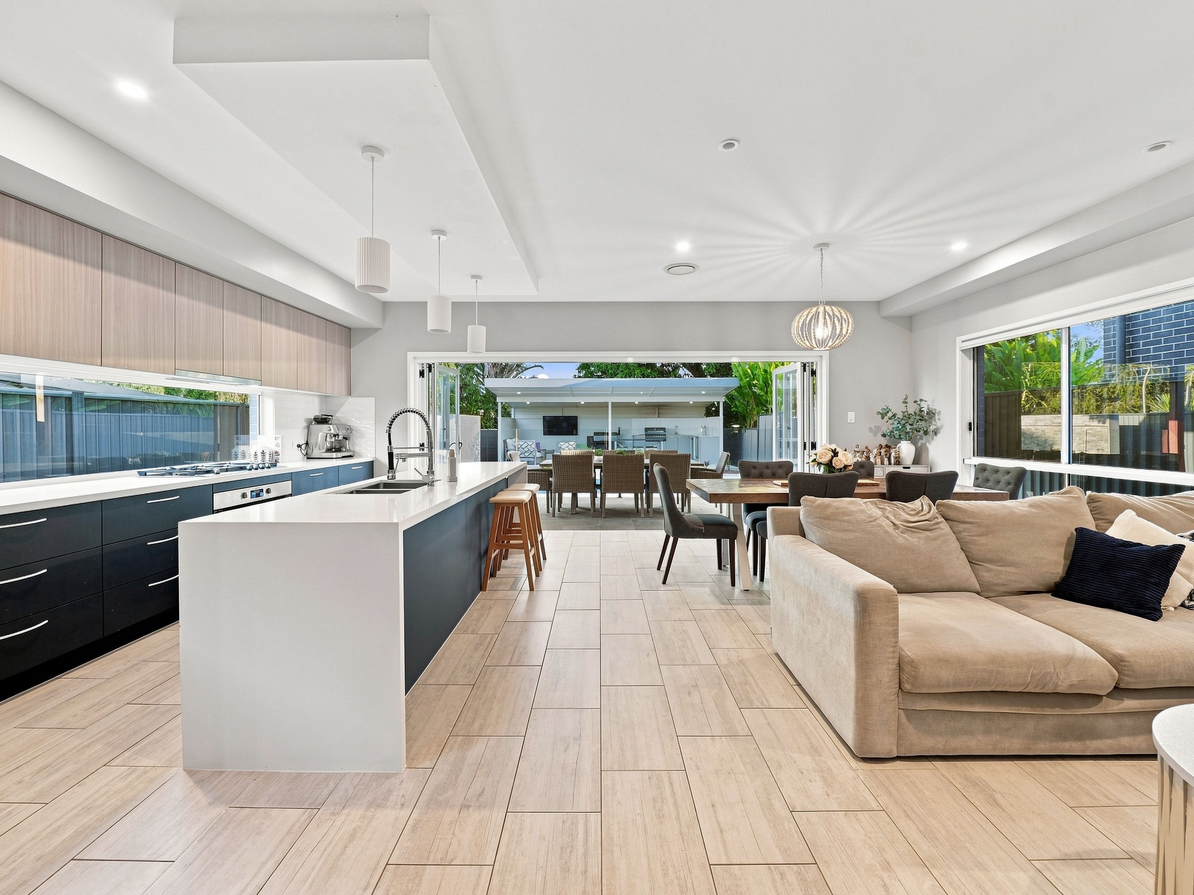 41 Collins Street — photo 3 of 30