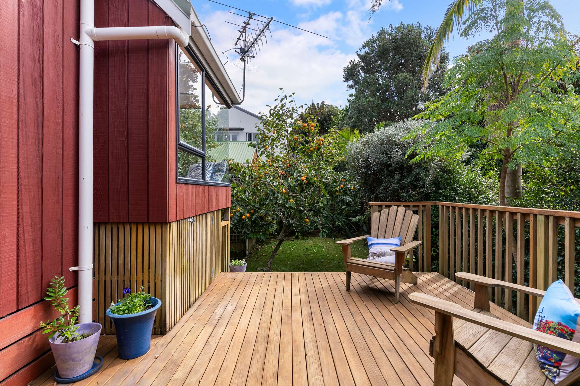 2/120 Riddell Road photo 10