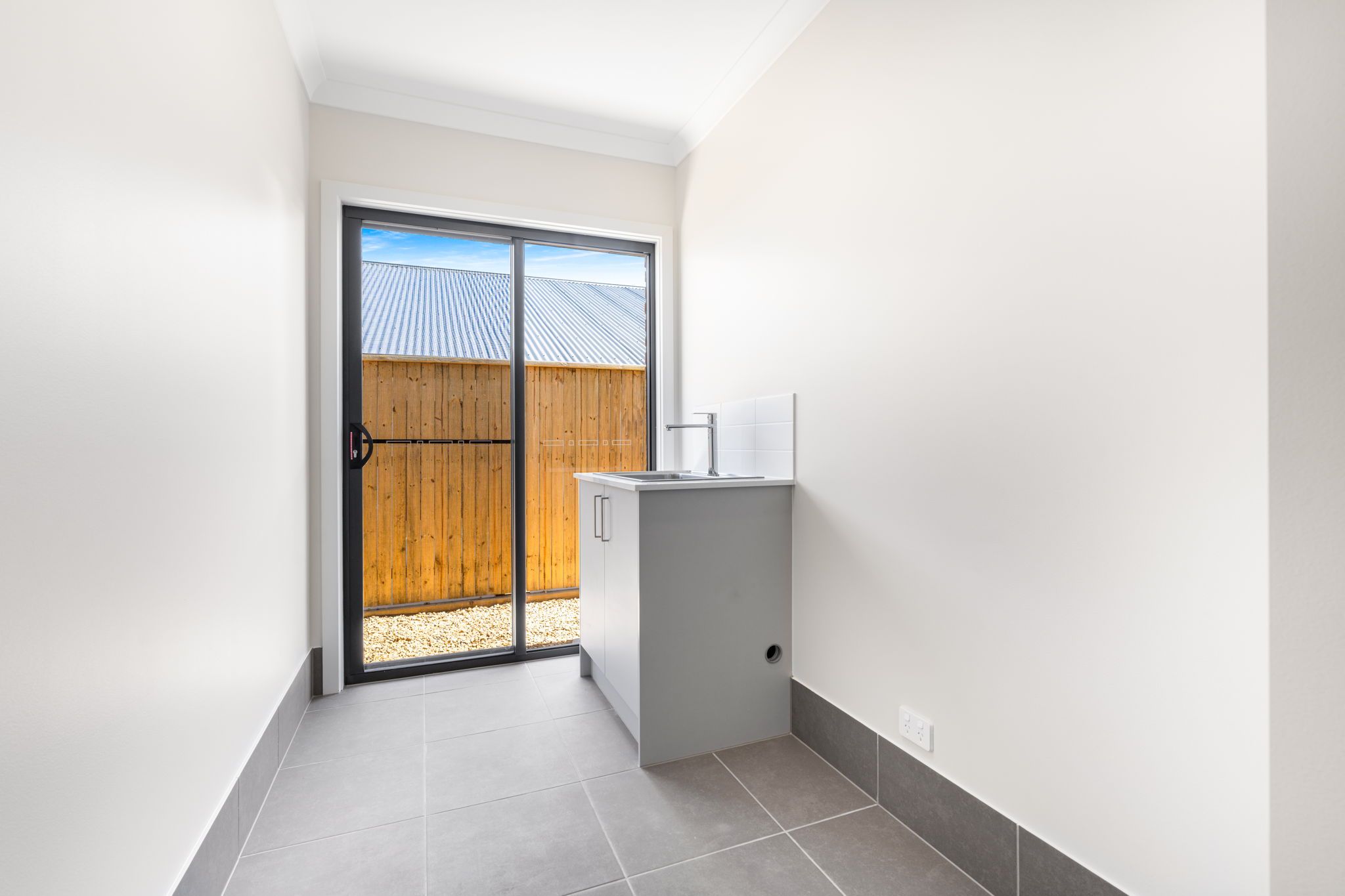 10 Thyme Street — photo 11 of 17