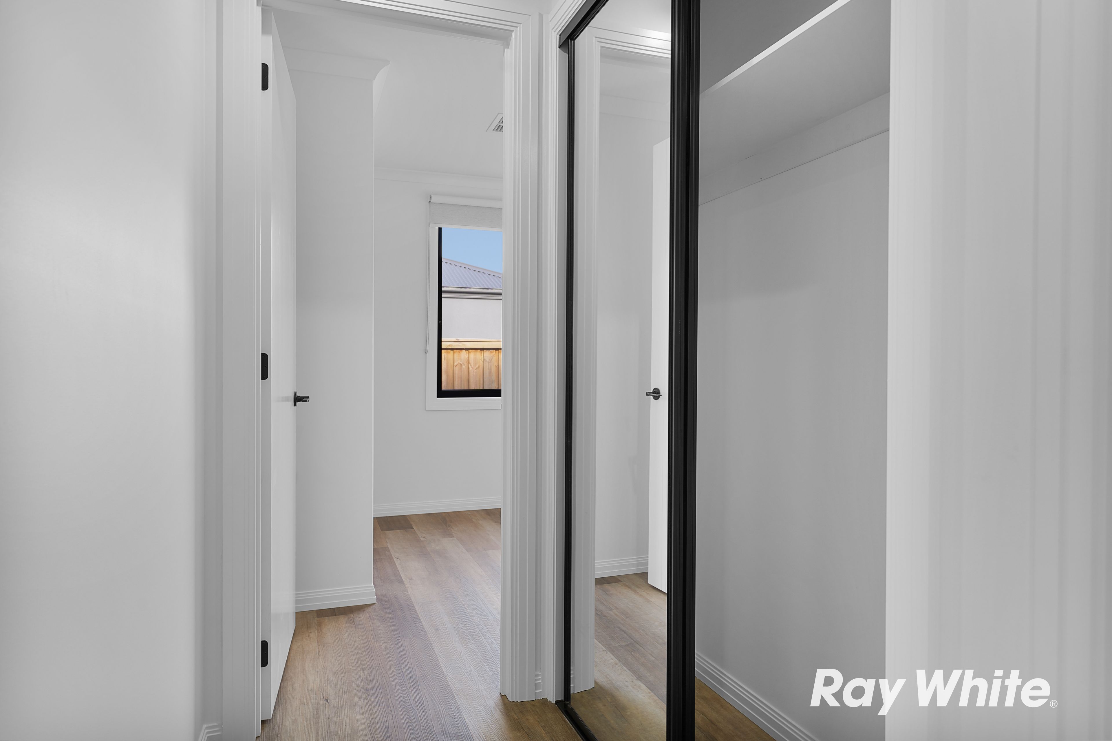 15 Kilarnie Boulevard — photo 15 of 26