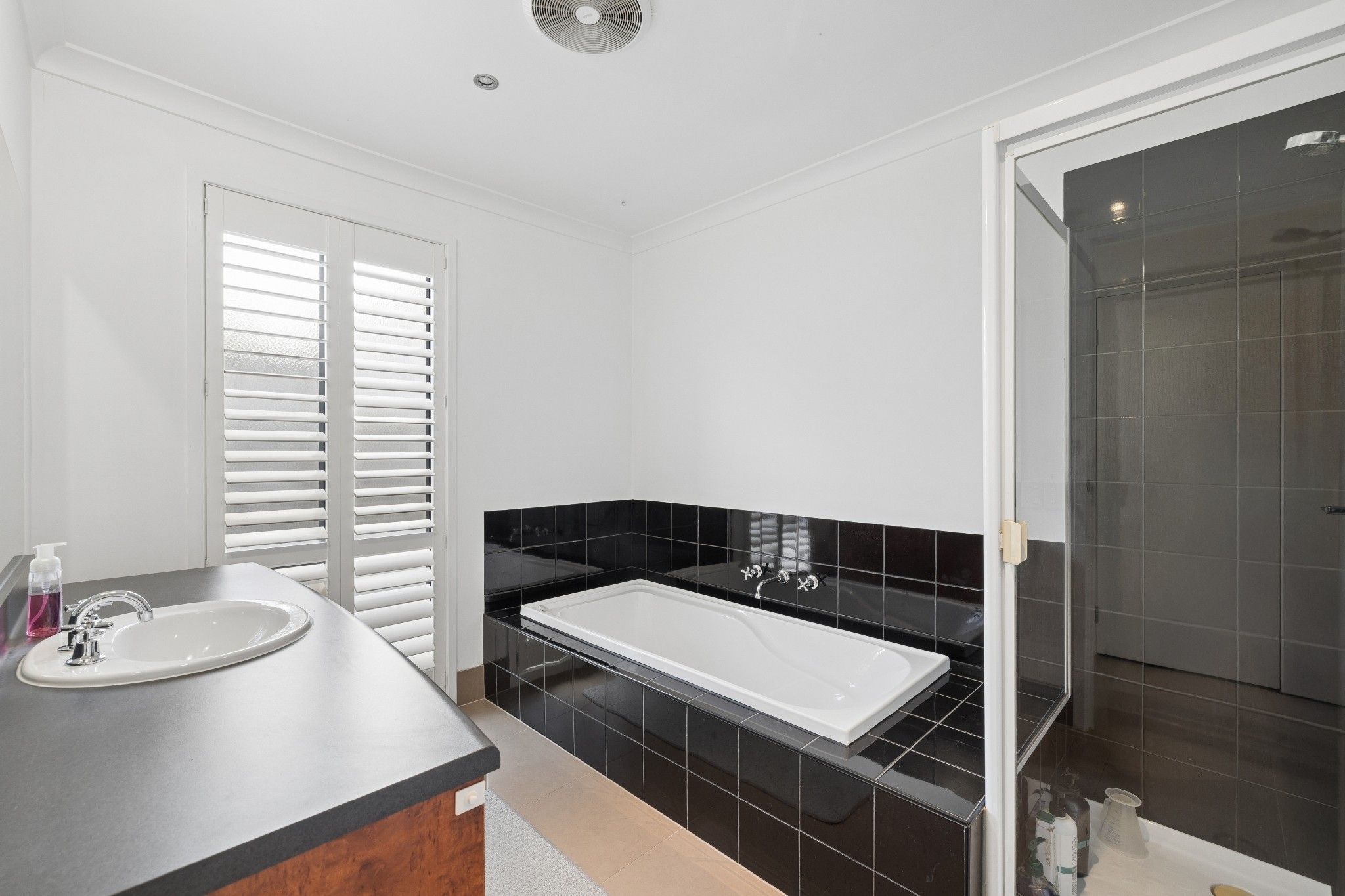70 Hindmarsh Drive — photo 15 of 27