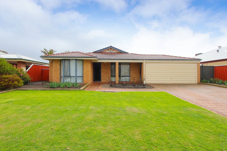 43 Coonawarra Drive, Caversham, WA 6055