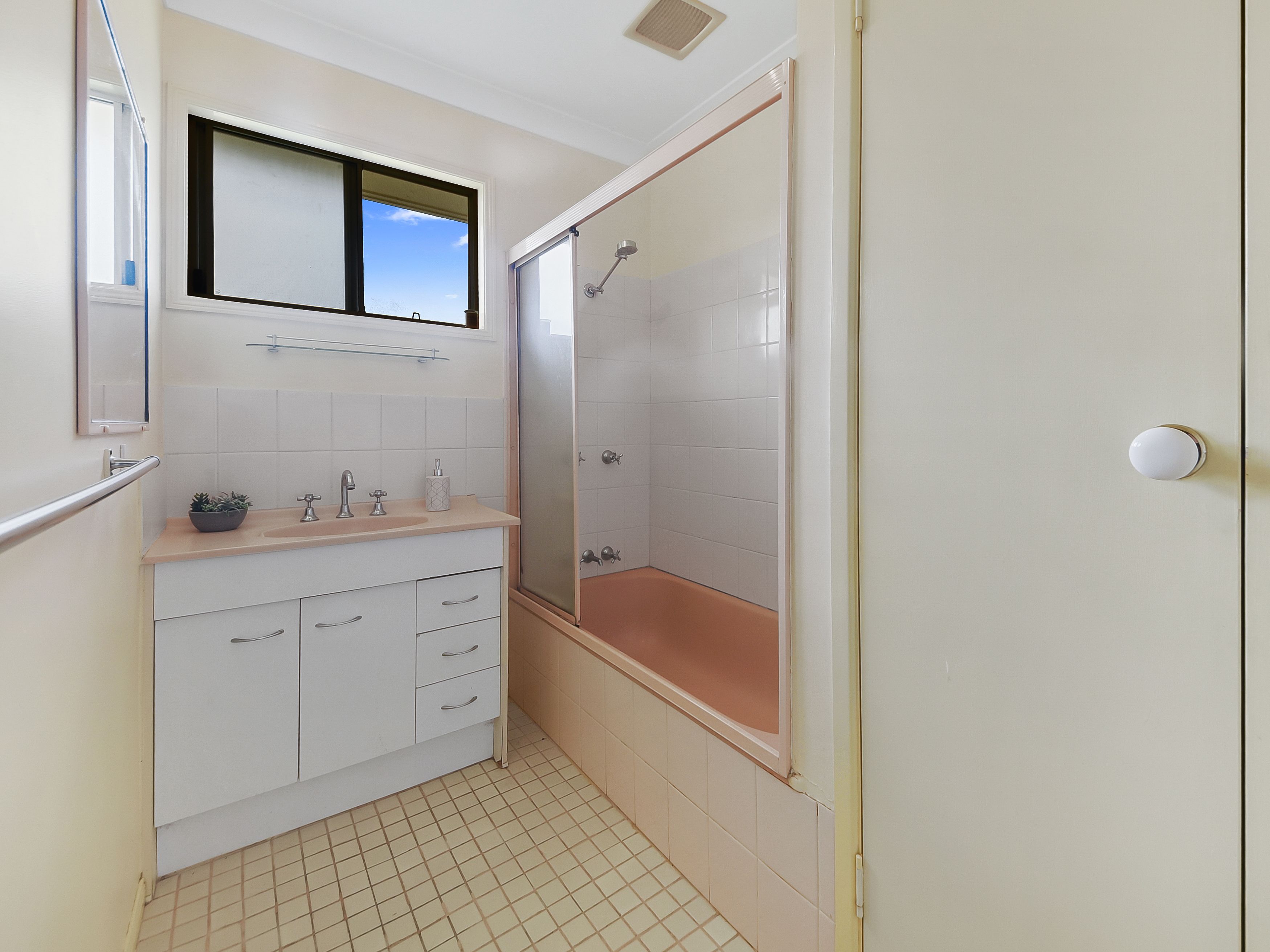 Rare Dayboro Investment Opportunity - Metres from the school and coffee shop! — photo 16 of 25
