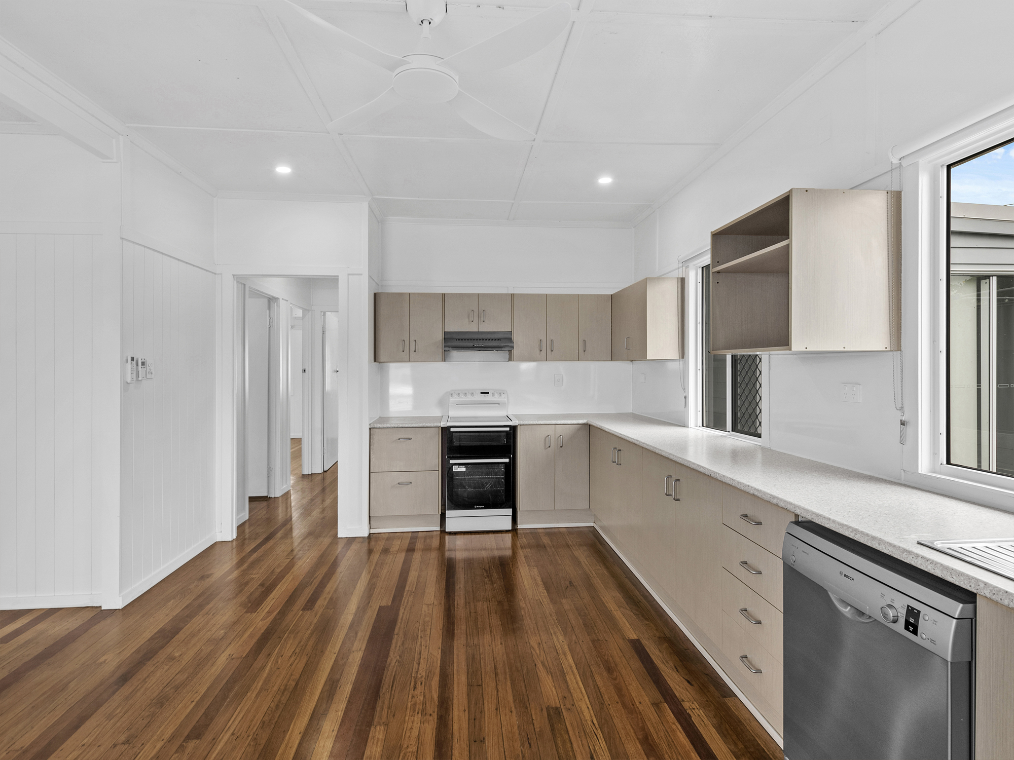 61 Funnell Street — photo 4 of 14