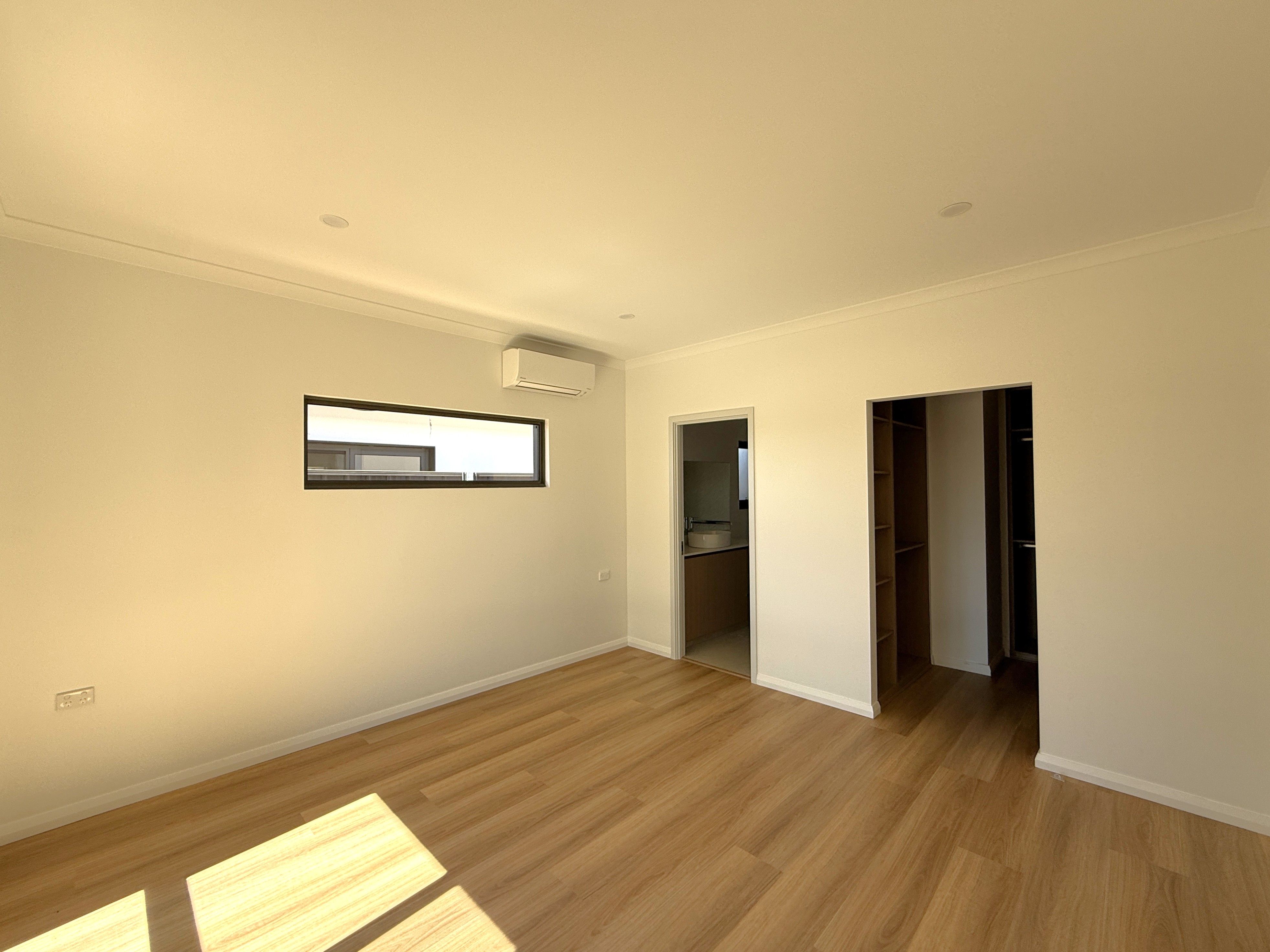 19 Langwell Lane — photo 11 of 21