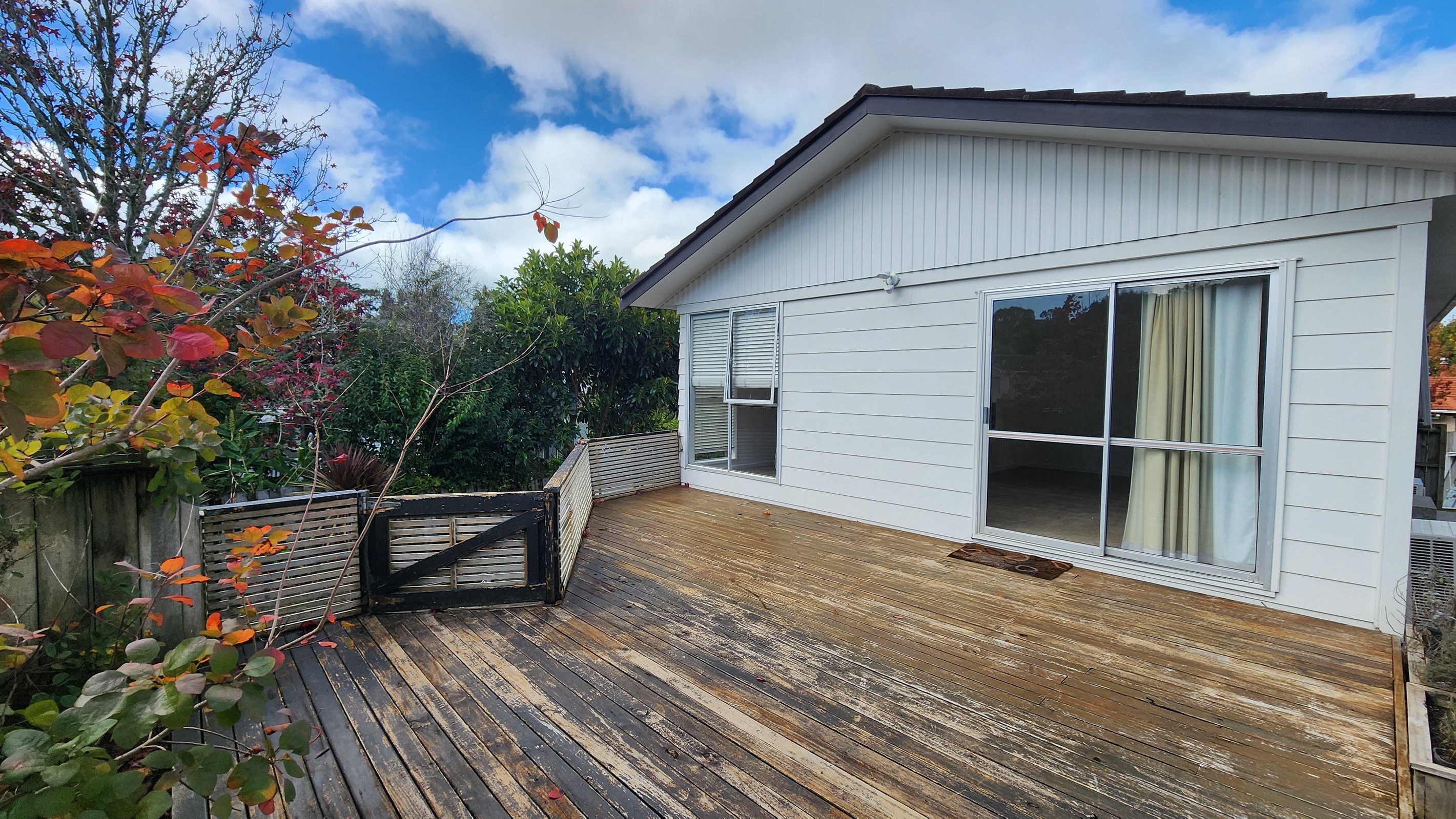4 Wanita Place, Totara Vale, North Shore City