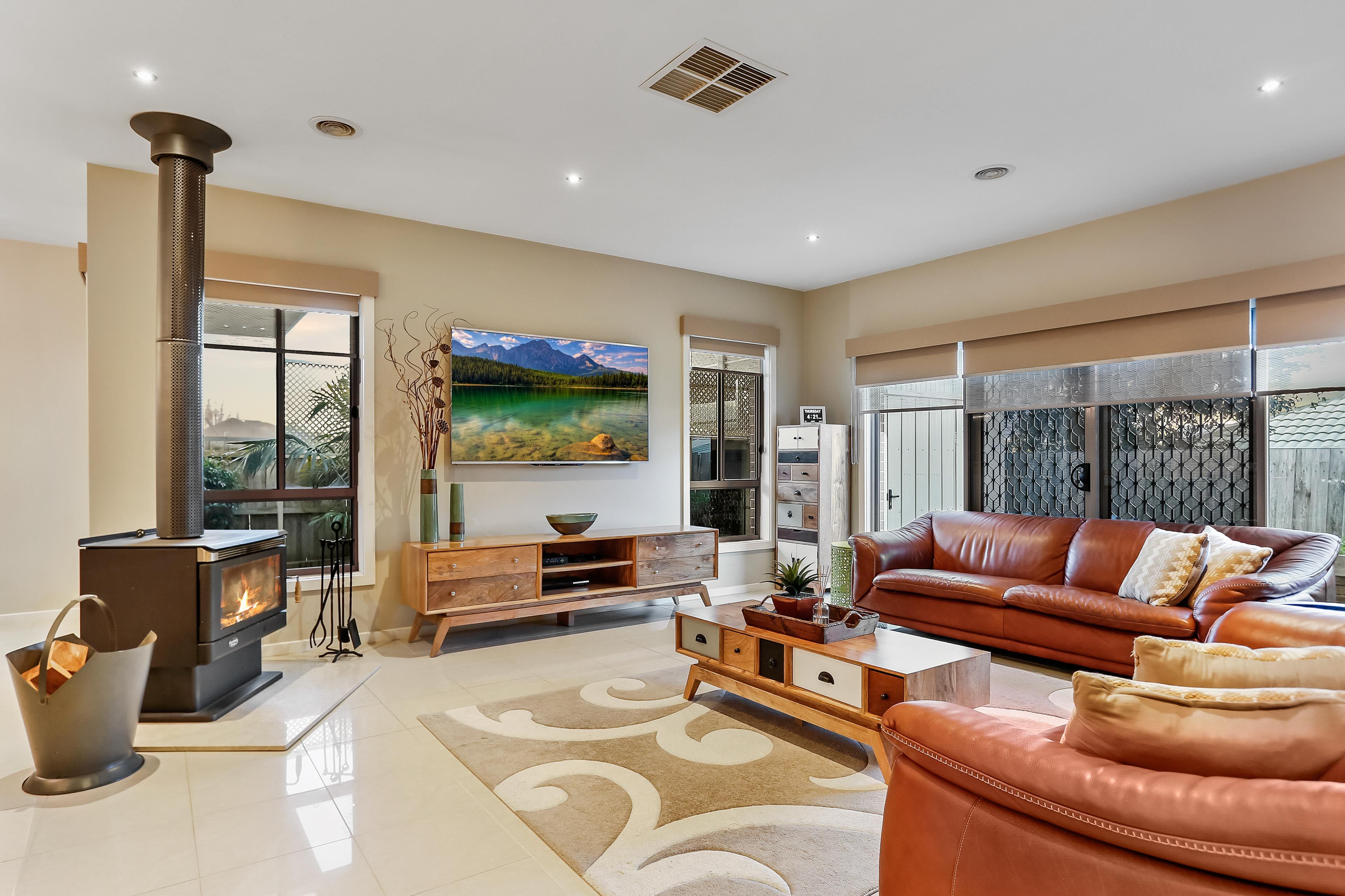 16 Yellowstone Court, Roxburgh Park, VIC 3064