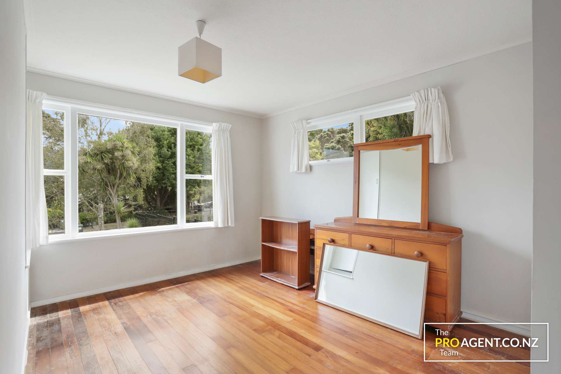 50 Rimutaka Place photo 6