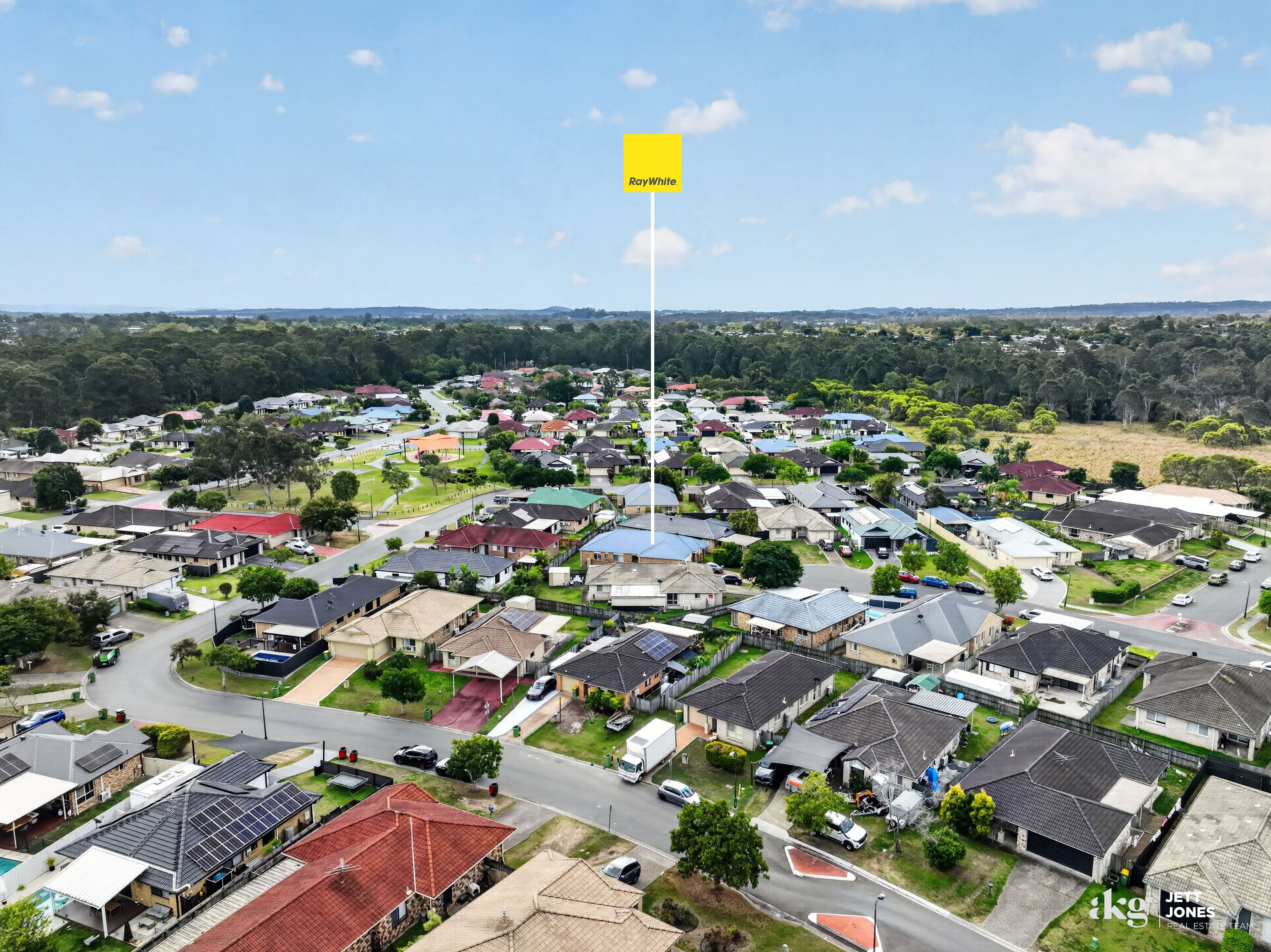 18 Lake Wivenhoe Court — photo 20 of 21