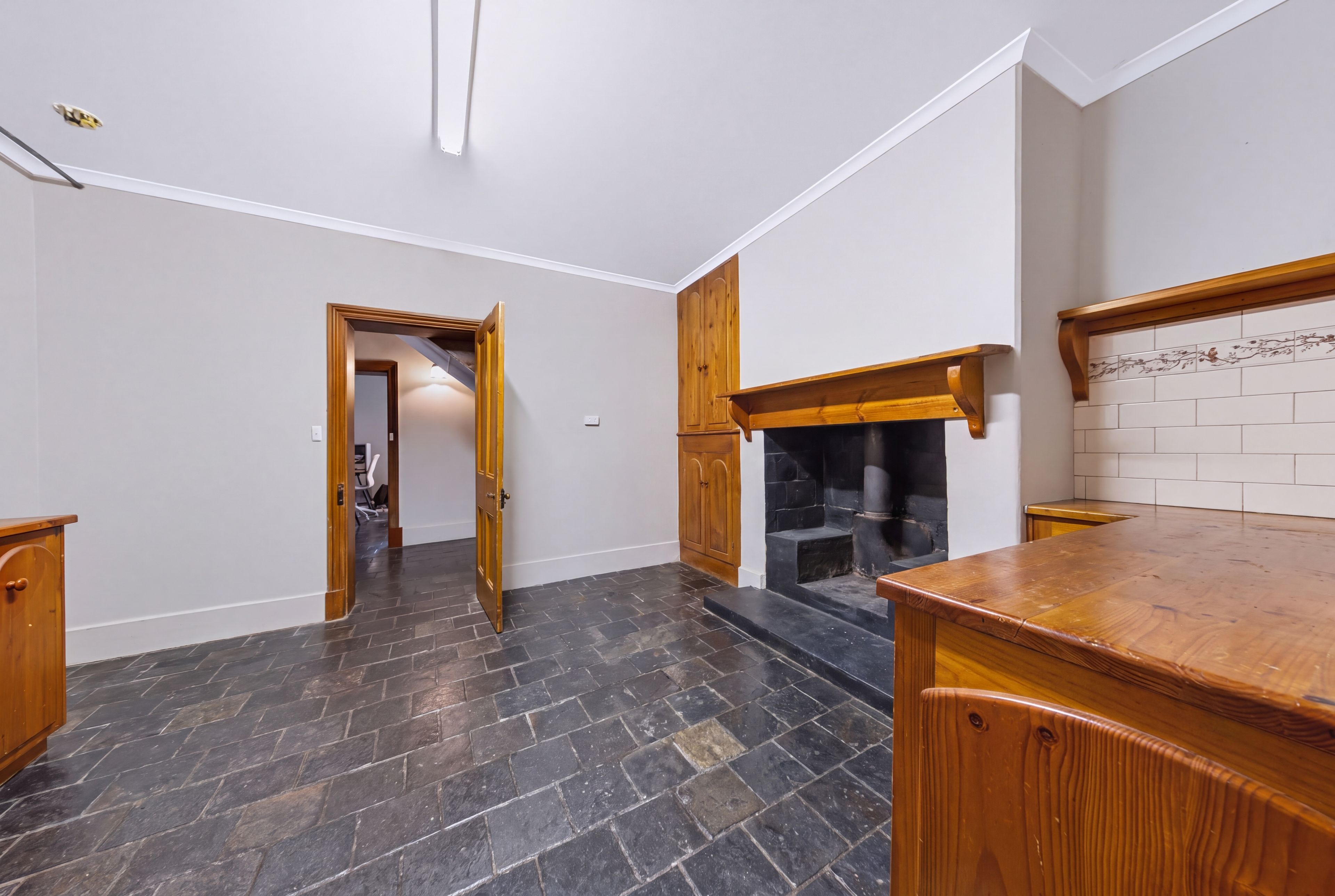 21-23 Blanch Street — photo 8 of 30