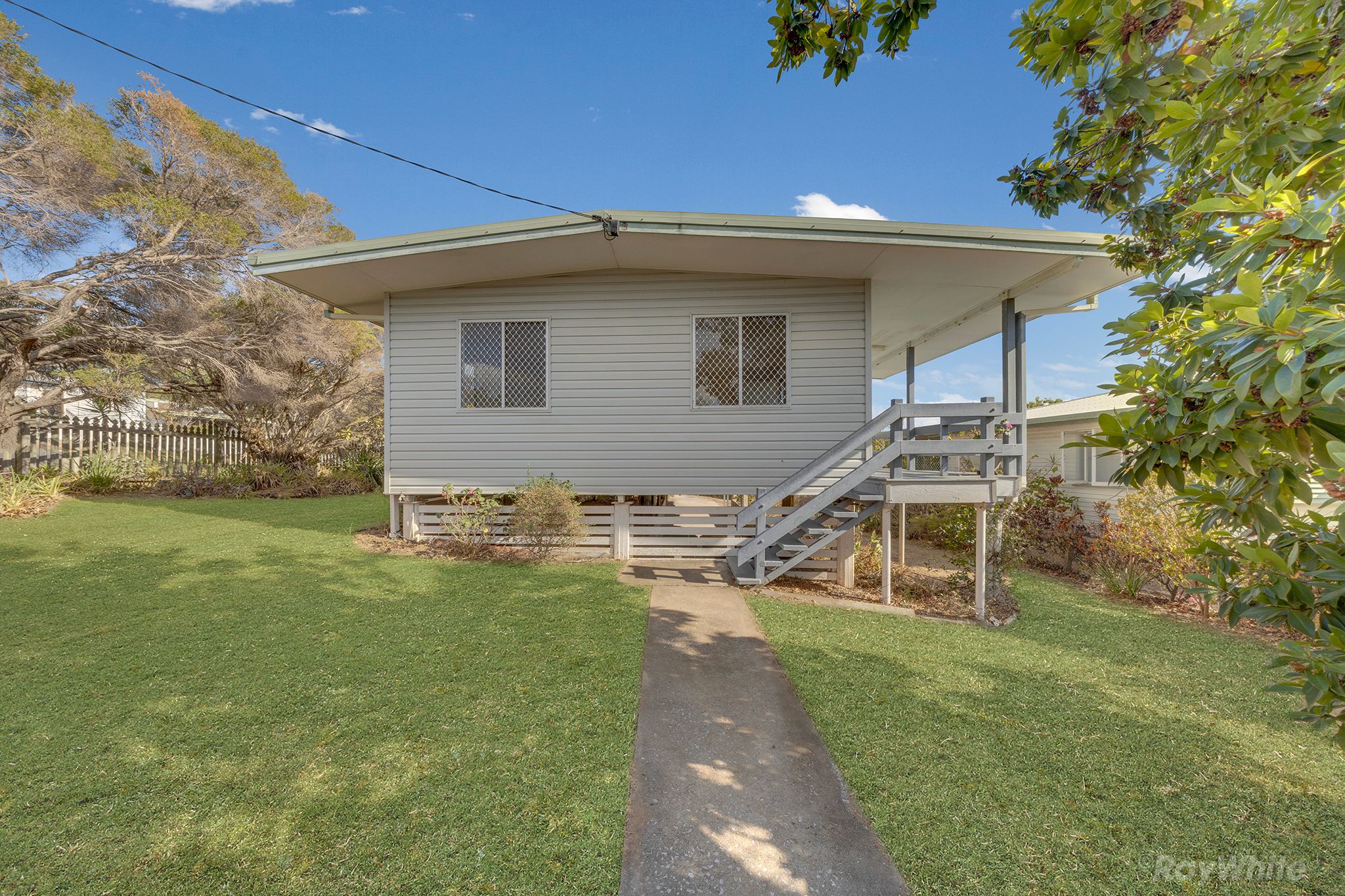 26 Pier Street, South Gladstone, QLD 4680