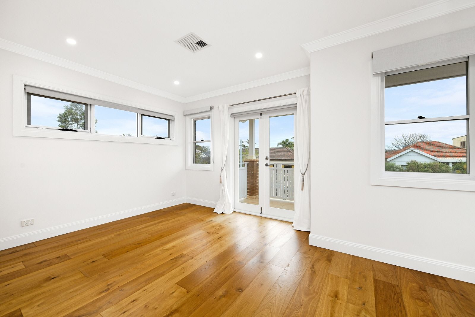 27A Gordon Street — photo 3 of 8