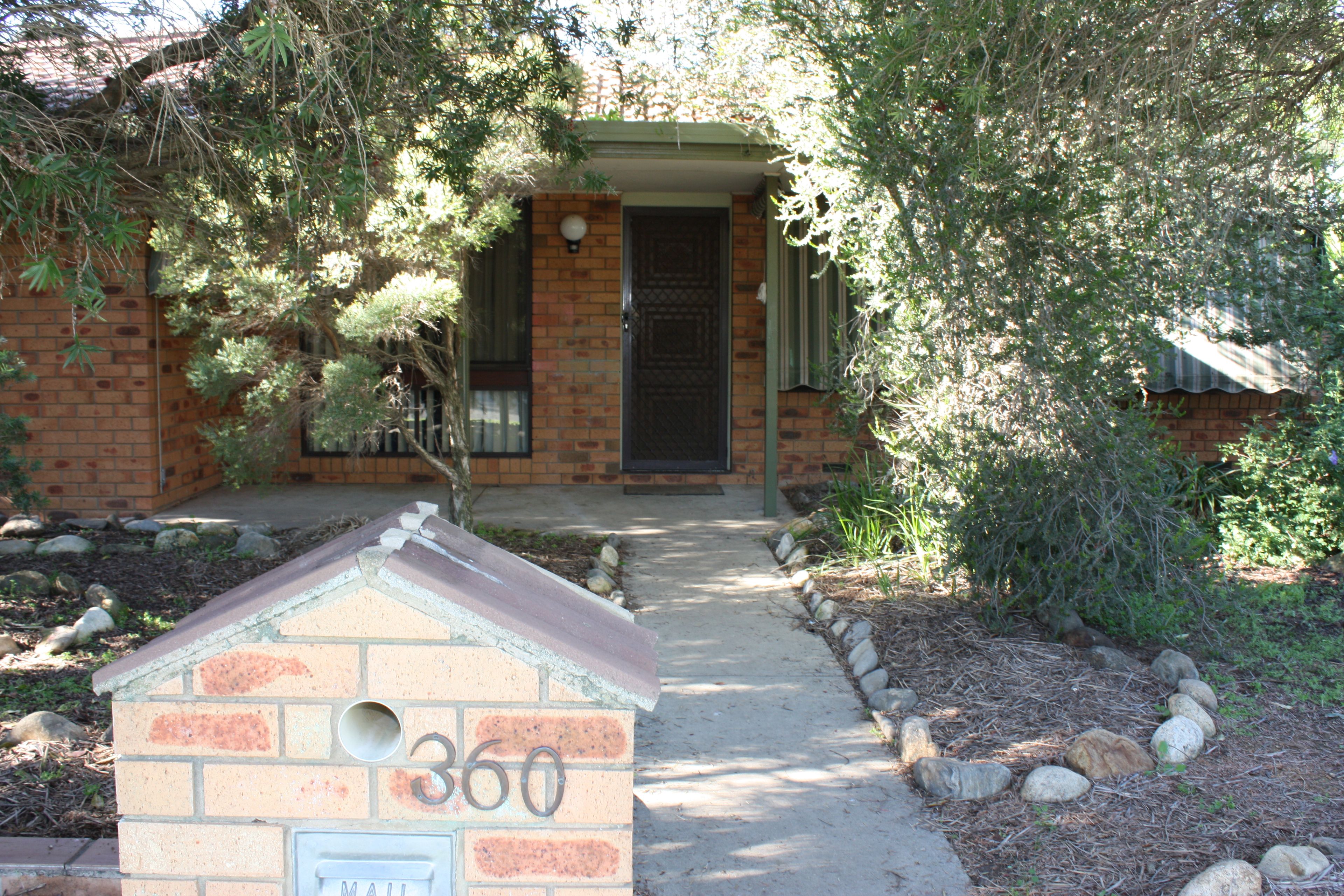 360 Honour Avenue, Corowa NSW 2646
