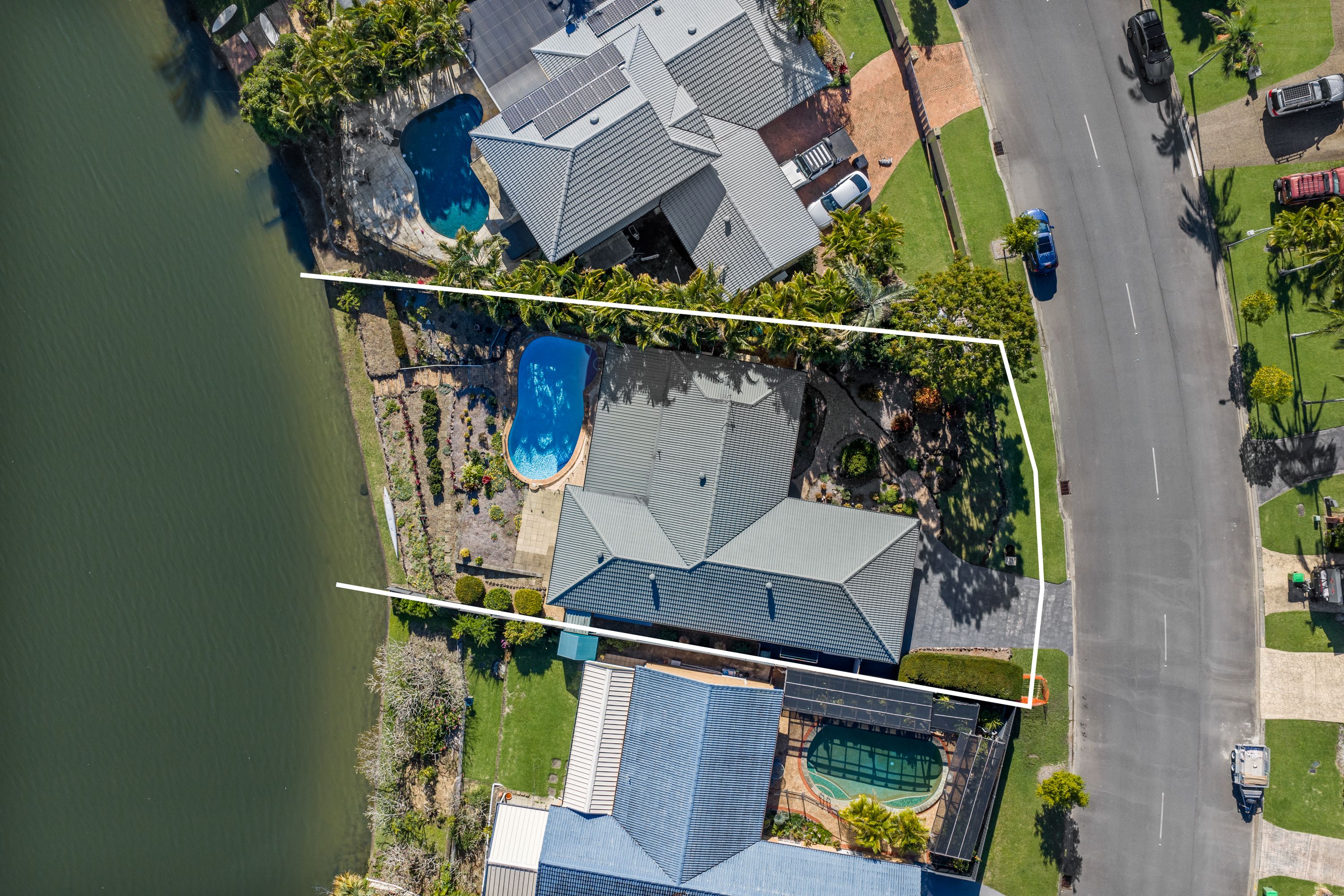 8 Newport Drive — photo 4 of 25