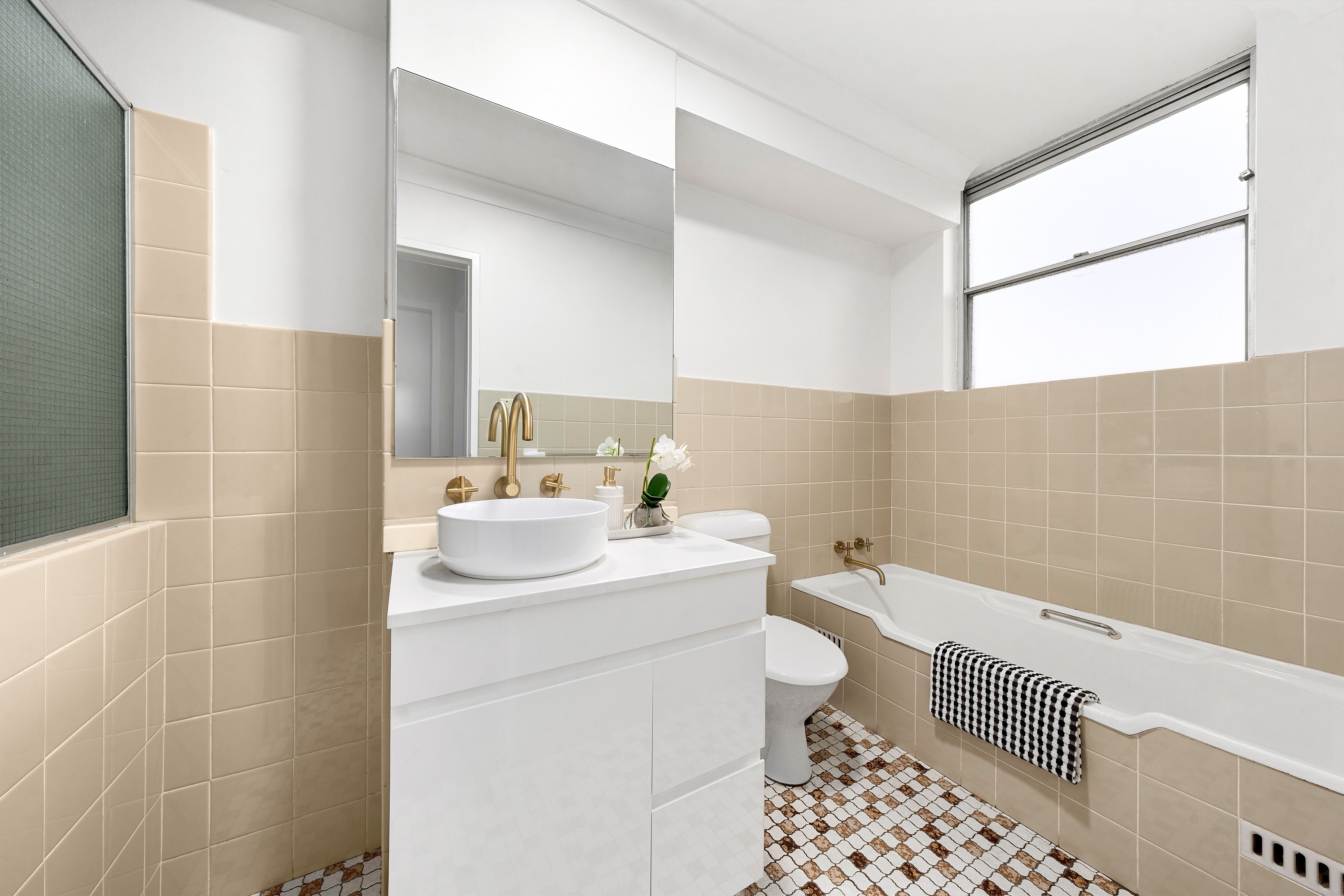 14/43-45 Johnson Street — photo 4 of 14