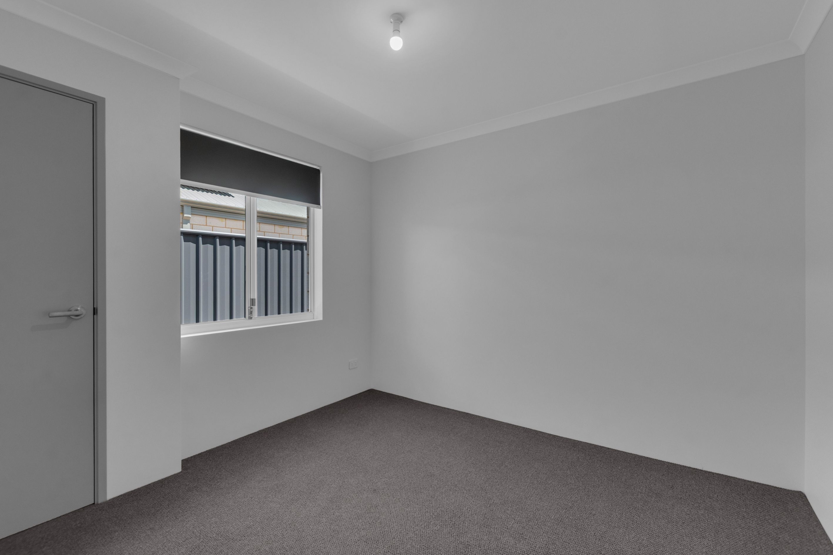 34 Devonport Road — photo 11 of 16