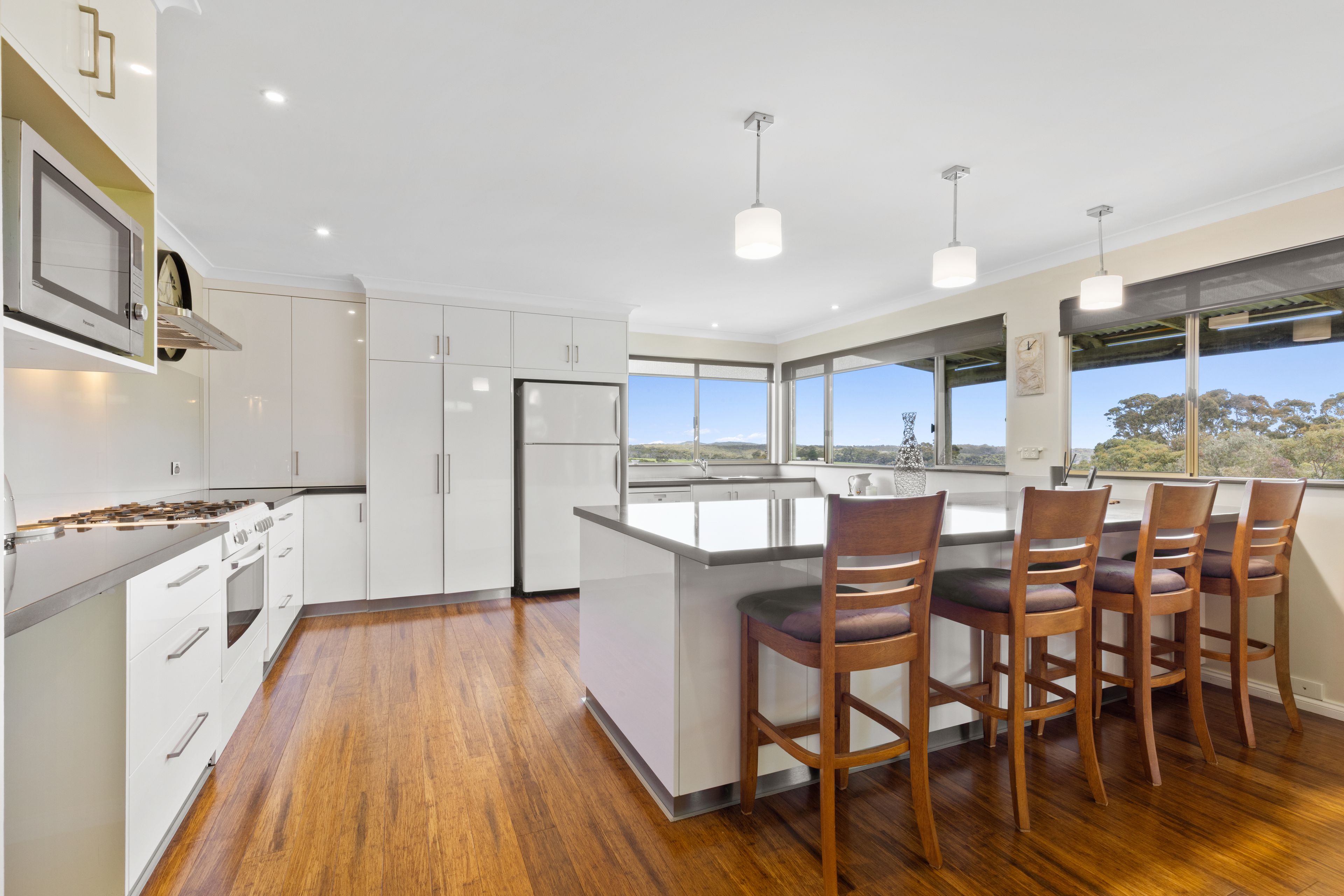 16 Macpherson Drive — photo 6 of 27