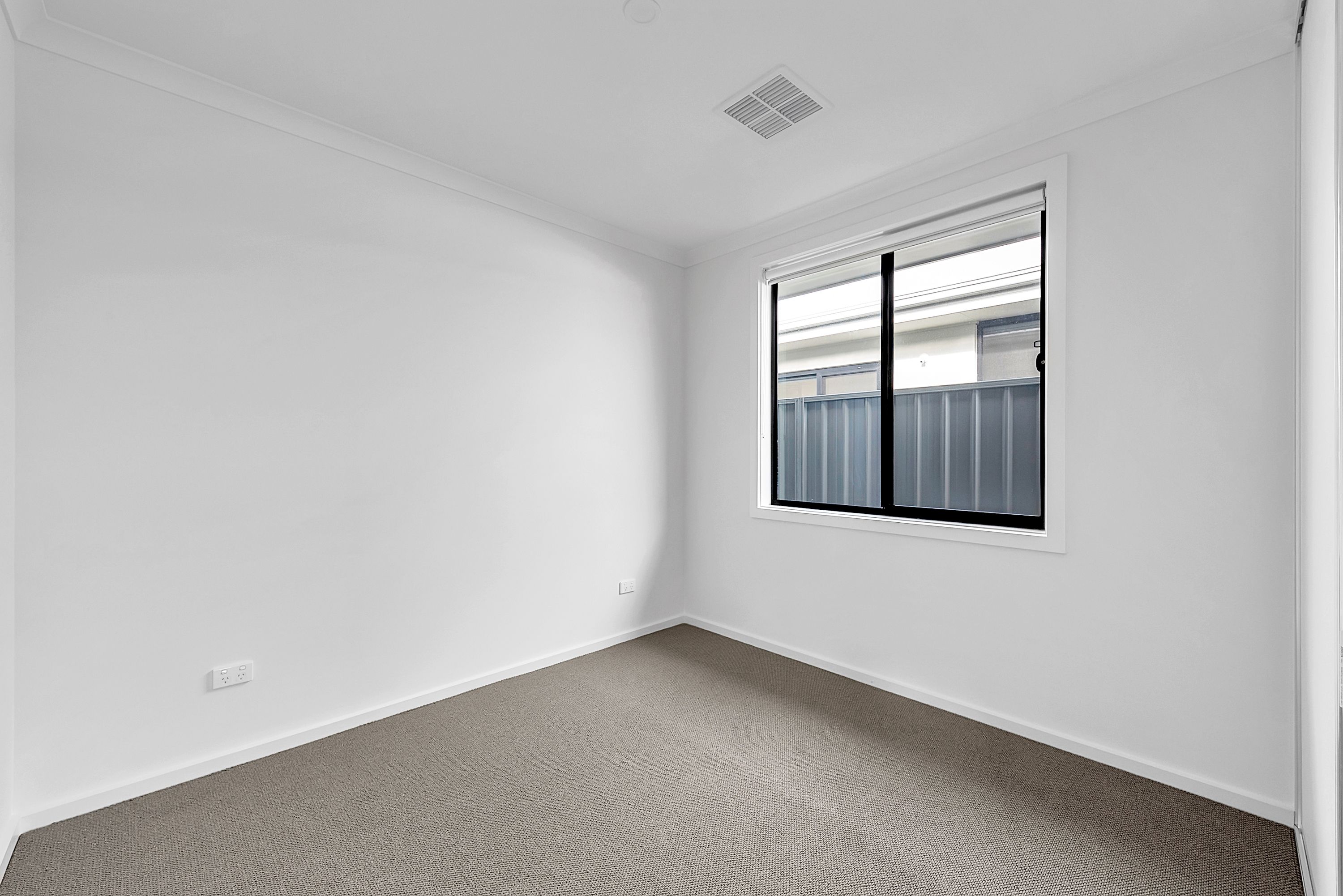 18/16 Beadell Street — photo 9 of 11