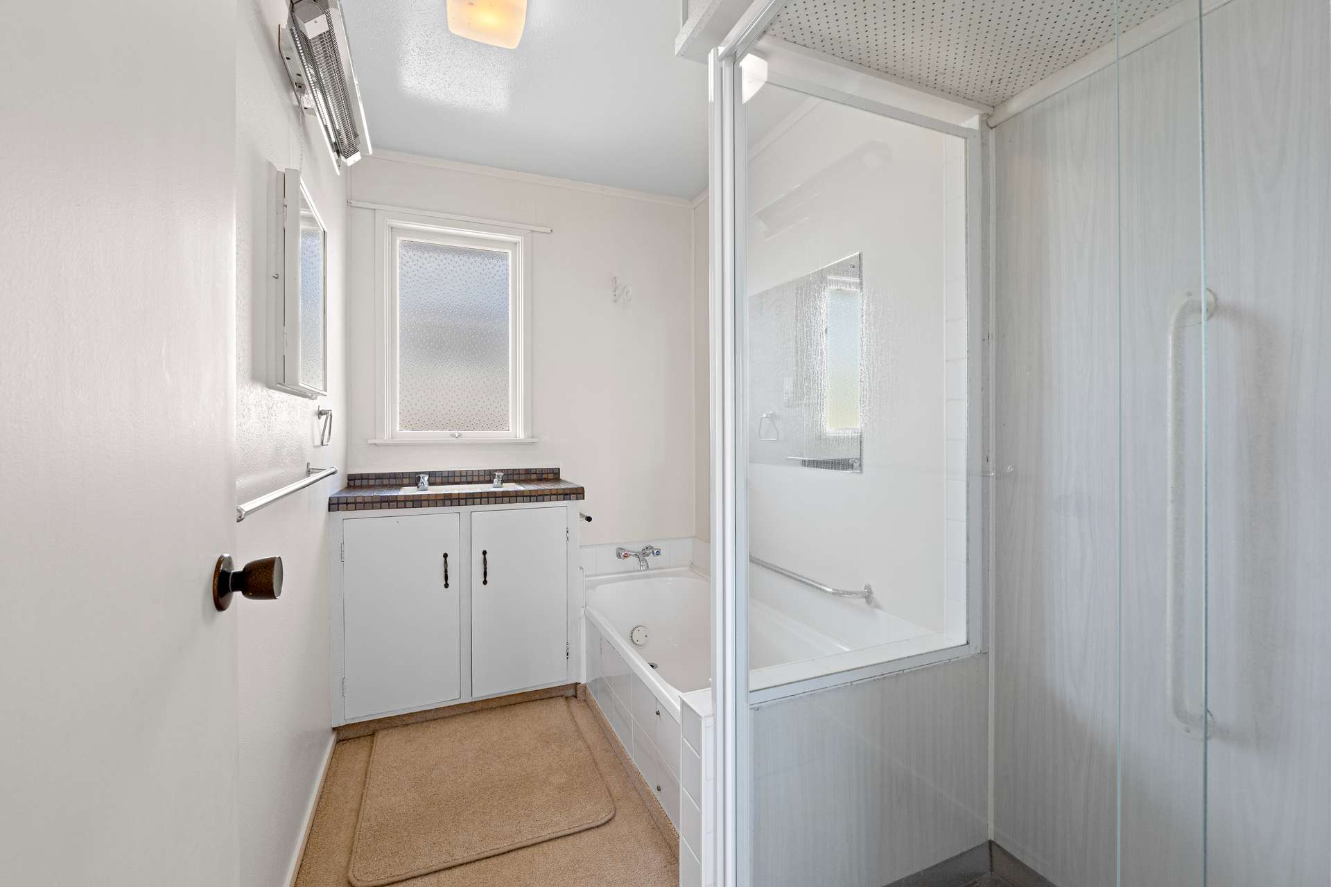 63 Advene Road photo 16