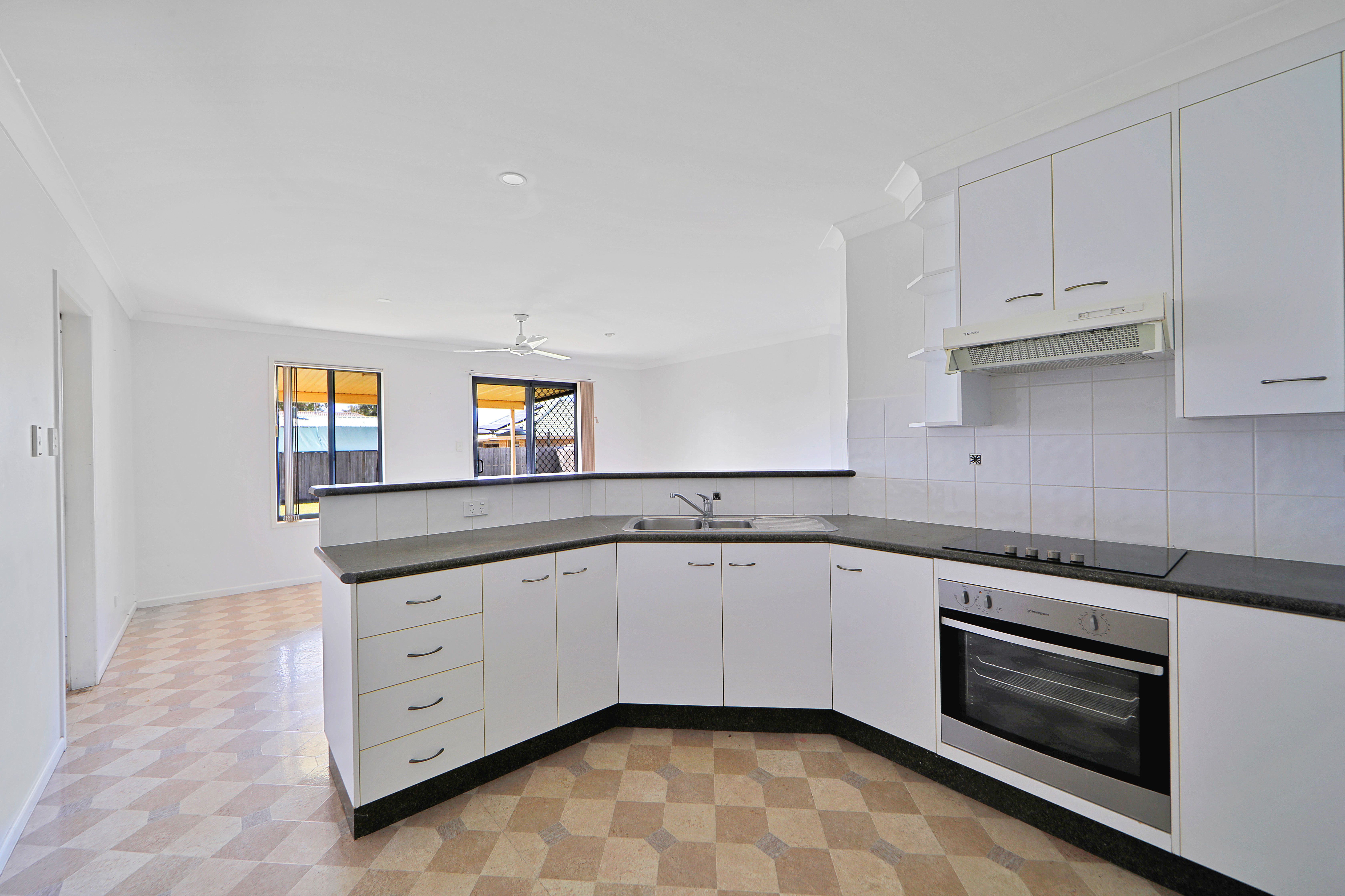 18 Davidson Street — photo 6 of 19