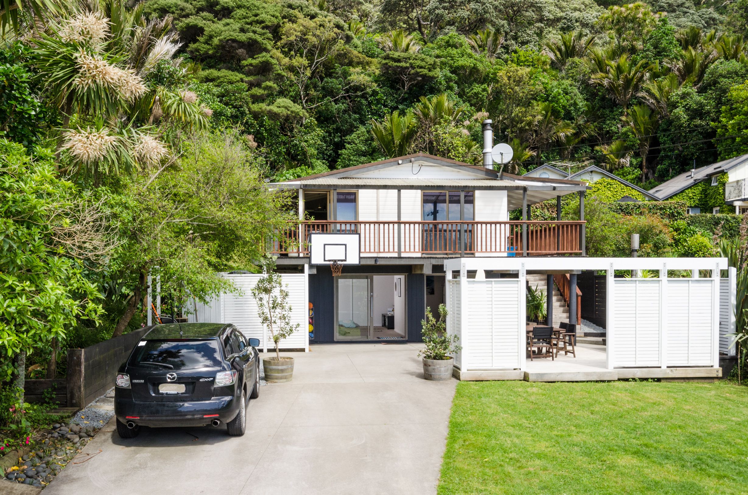 170 Motutara Road, Muriwai Beach, Rodney
