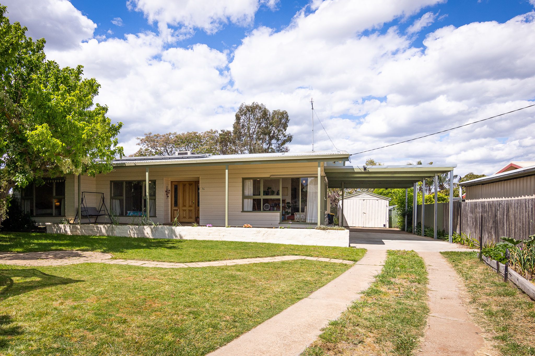 36 Valentine Avenue, Horsham VIC 3400