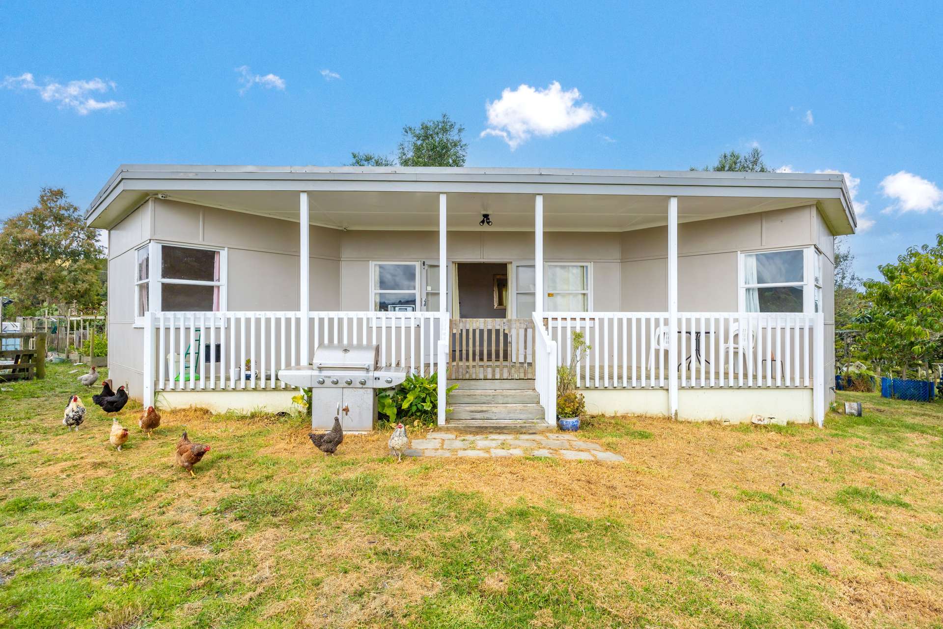 648 West Coast Road photo 11