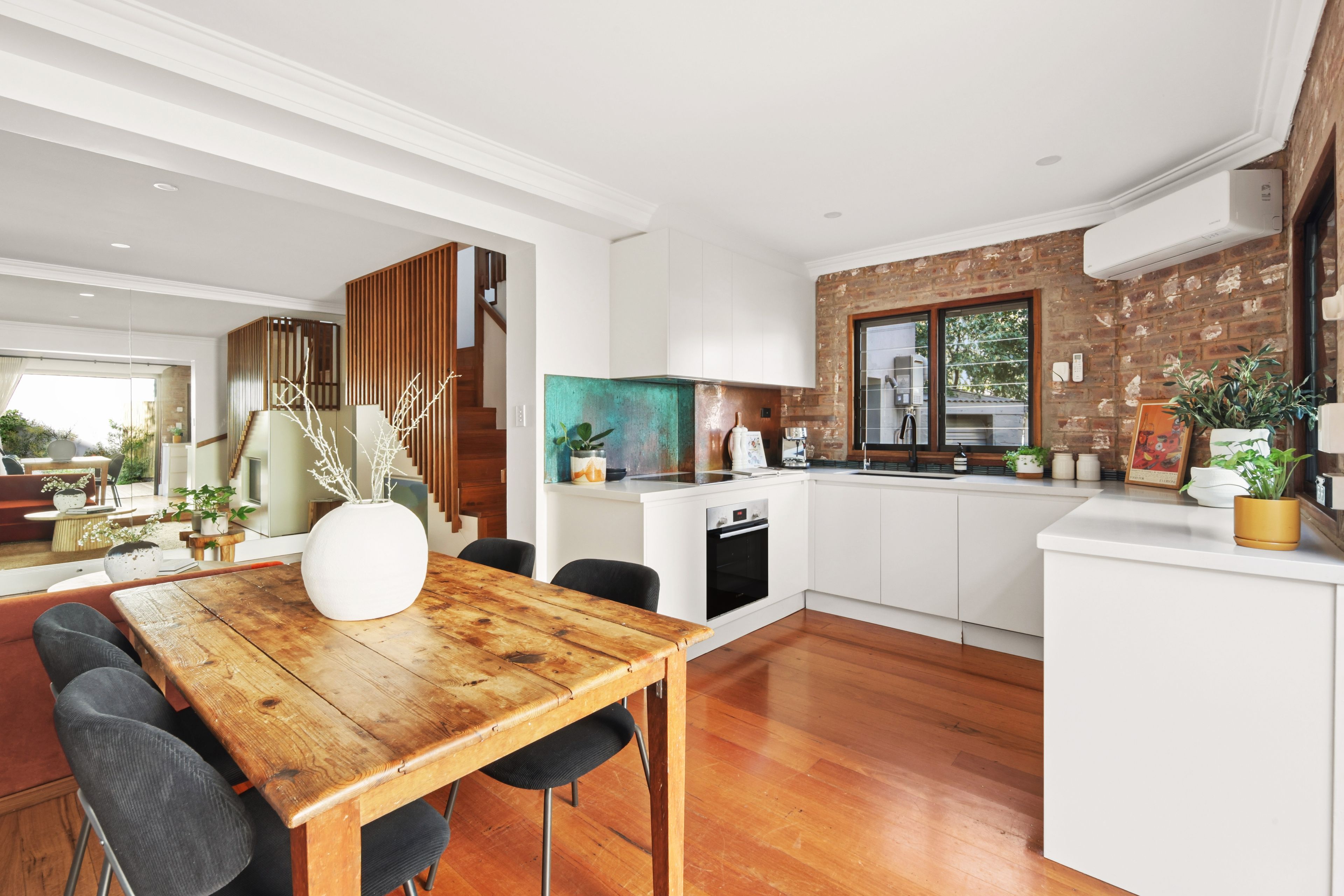 38 Iredale Street — photo 3 of 9