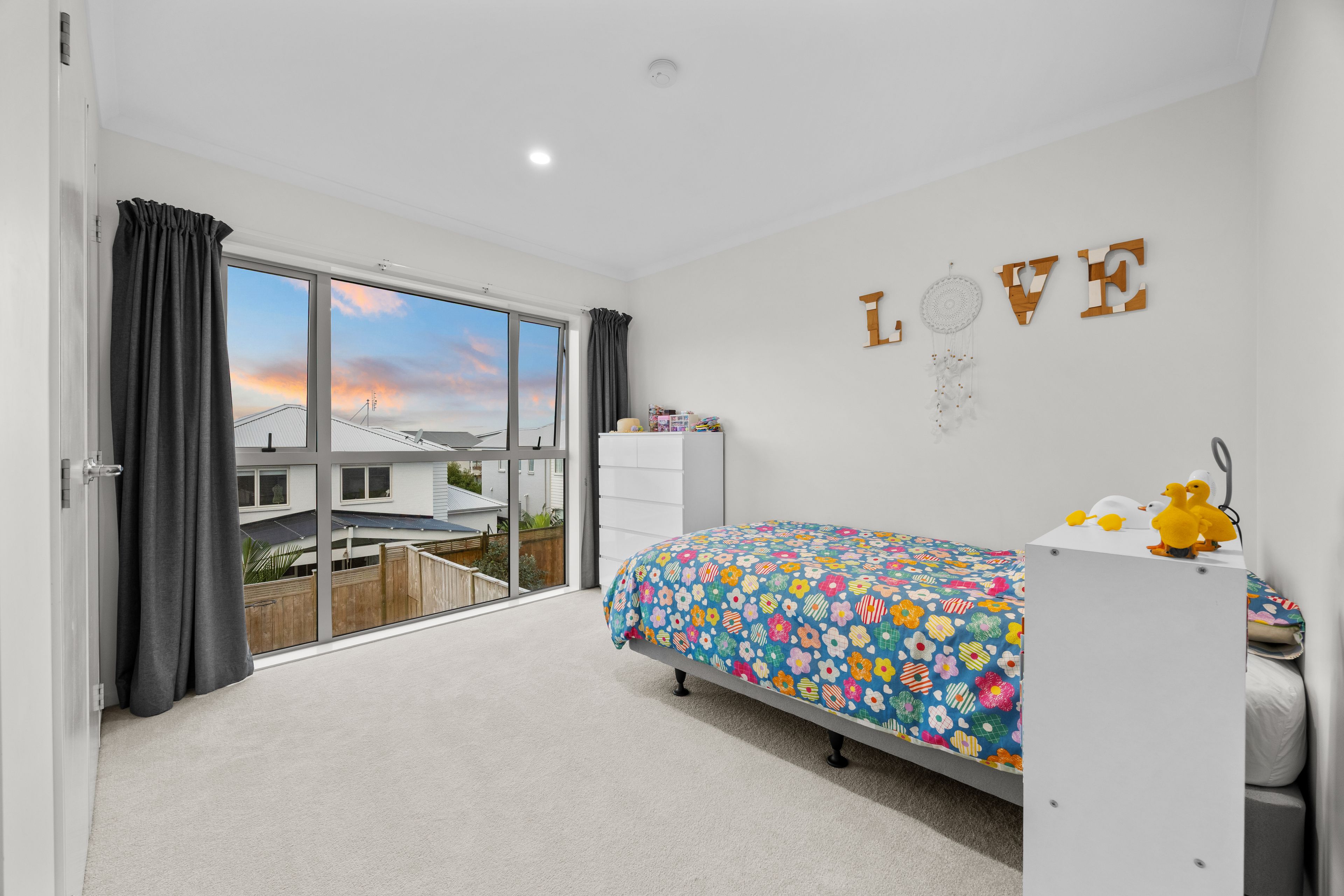 27 Forbes McCammon Drive, Swanson, Waitakere City