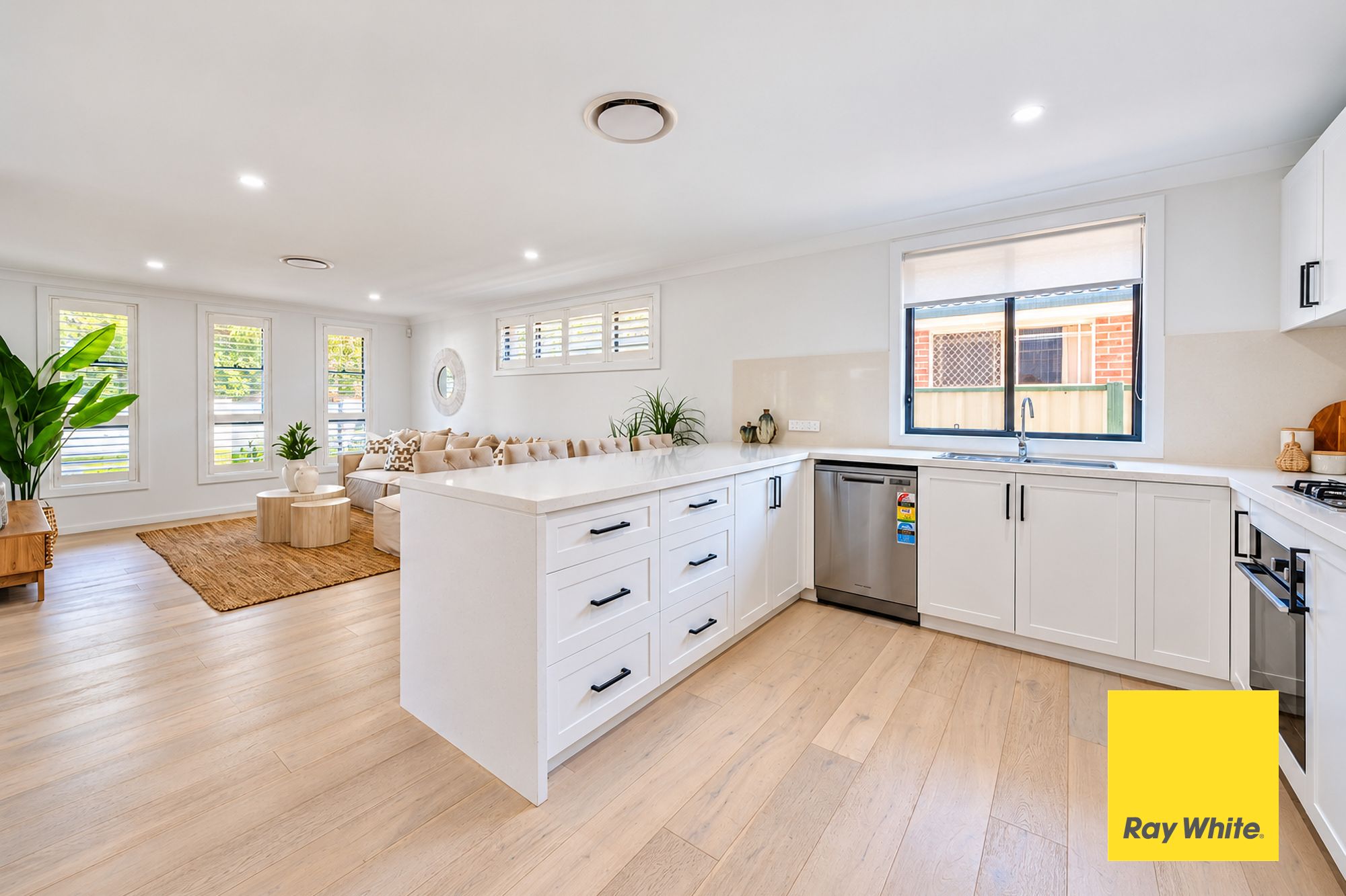 1/11-13 Victoria Road — photo 6 of 25