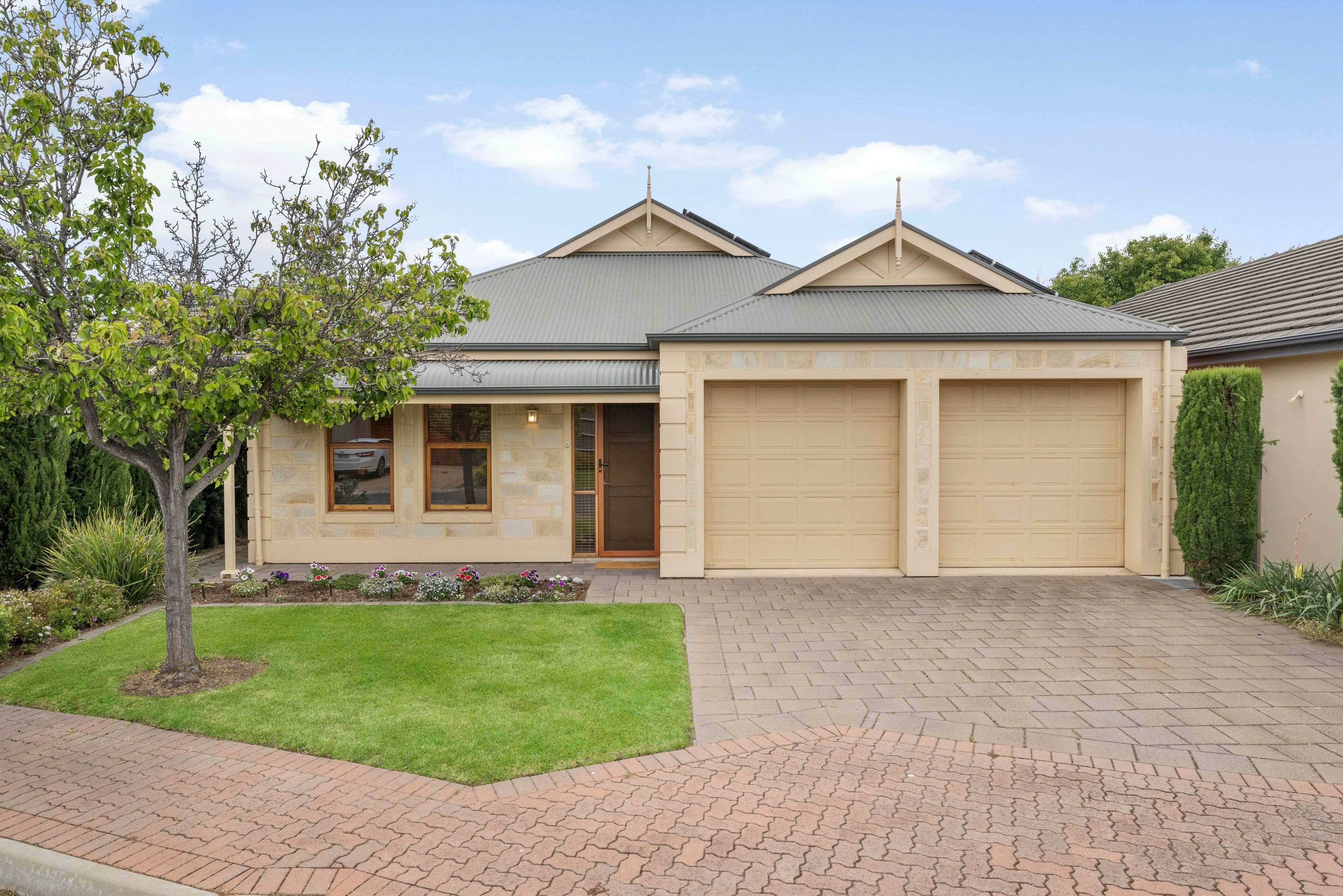 5 Medallion Drive, Grange SA 5022