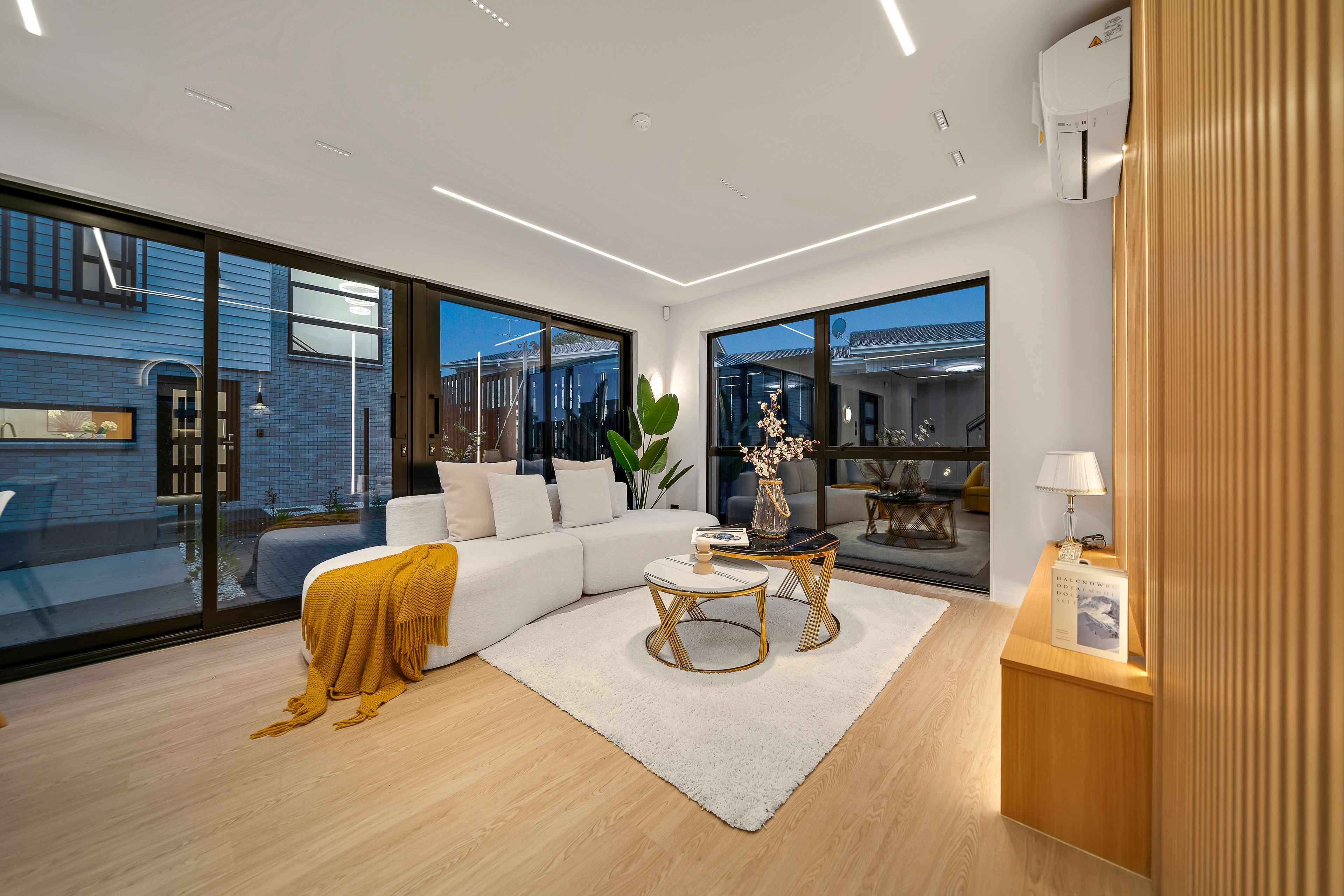 7D Sirius Place, Botany Downs, Manukau City