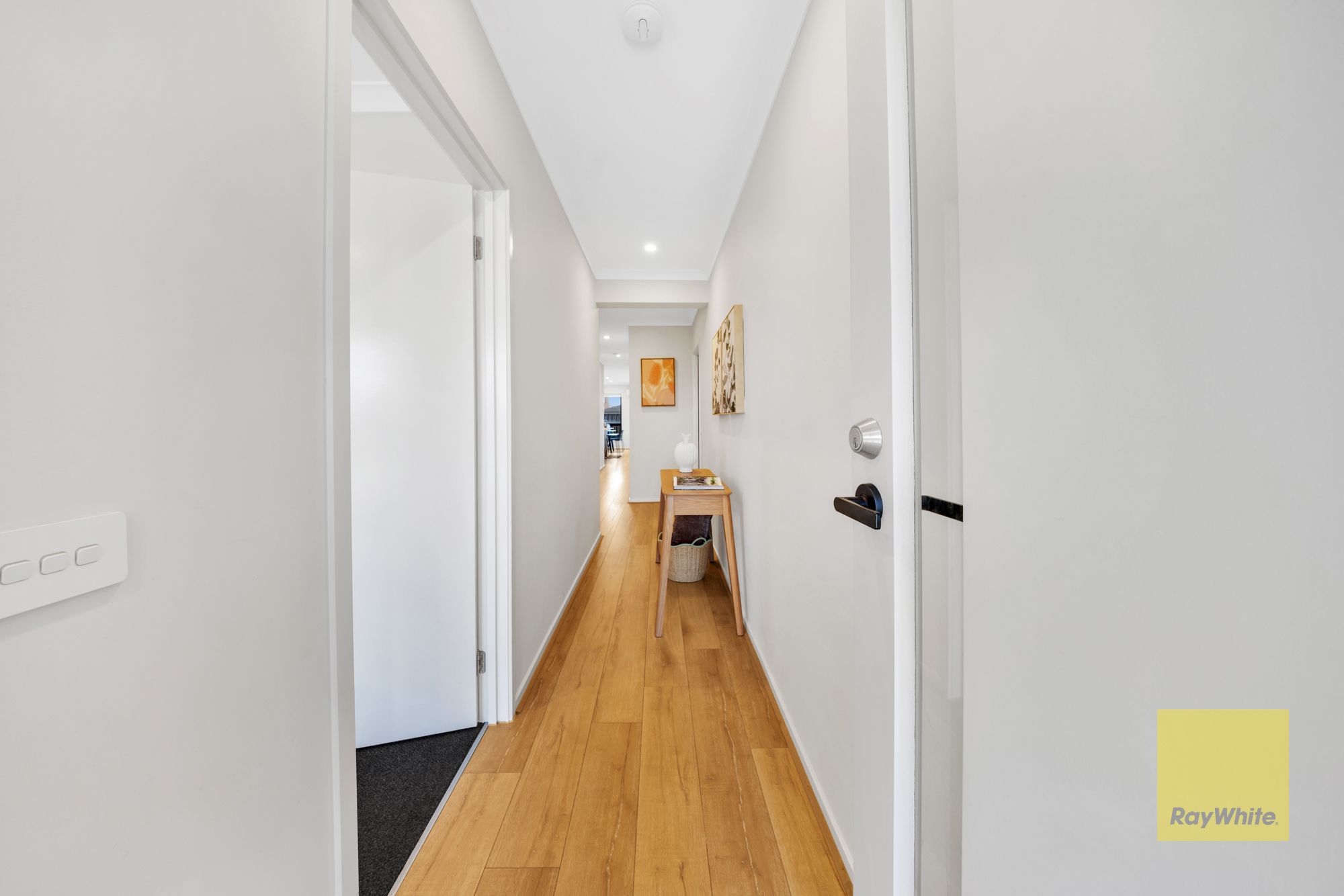 29 MOOMBIL Road, Truganina, VIC 3029