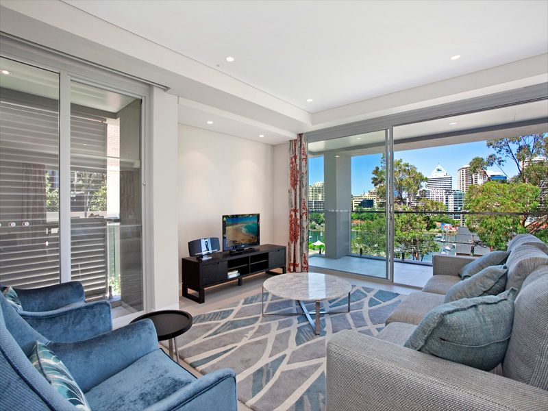 2/28 East Crescent Street, McMahons Point, NSW 2060