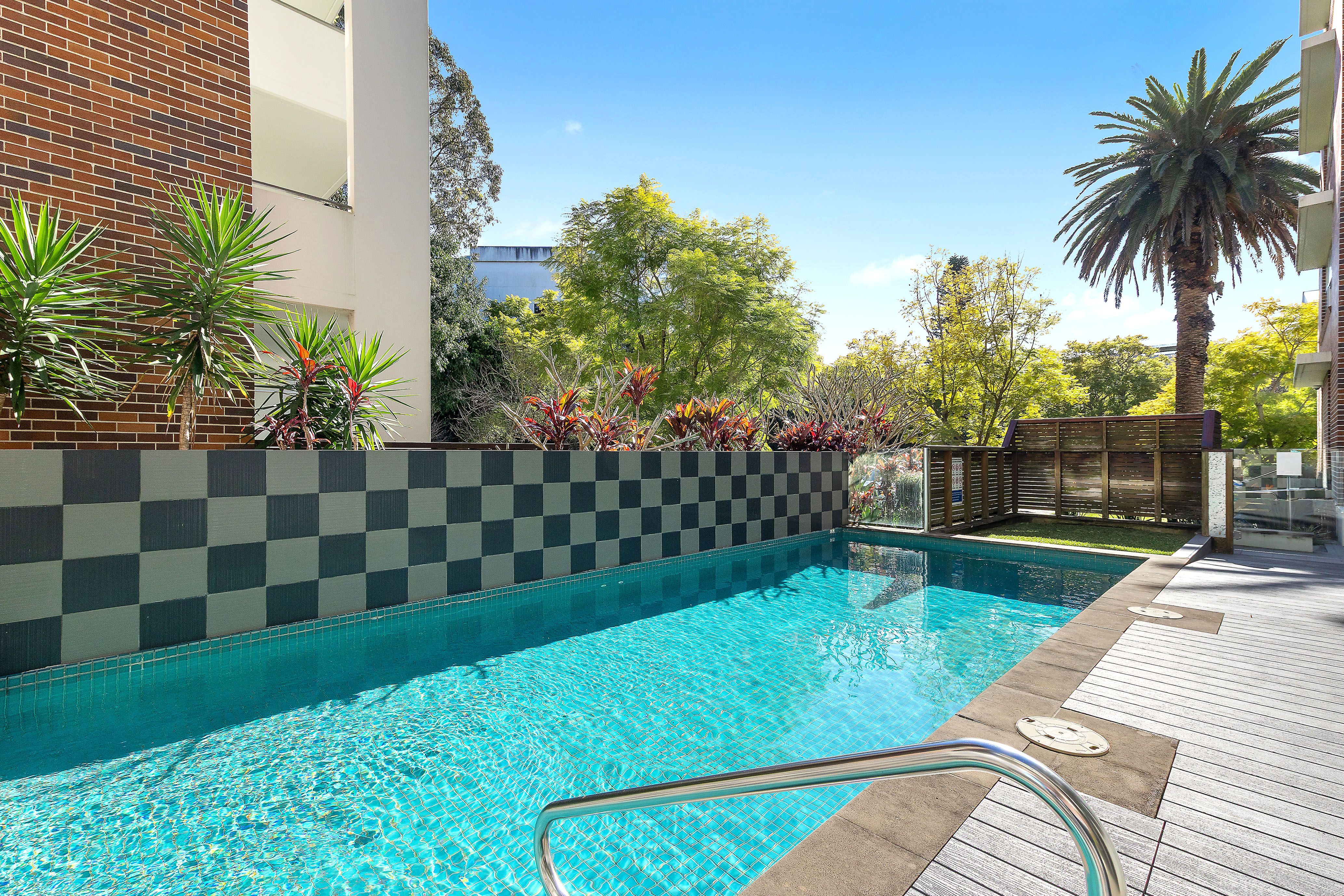 30/2-4 Sturt Place — photo 8 of 9