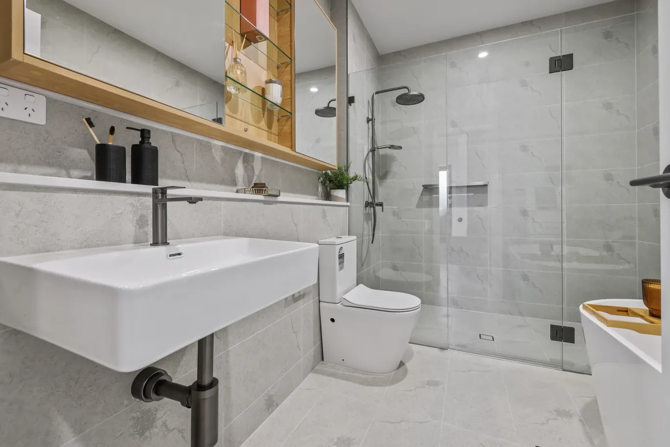 20 Jarvis Street — photo 9 of 11