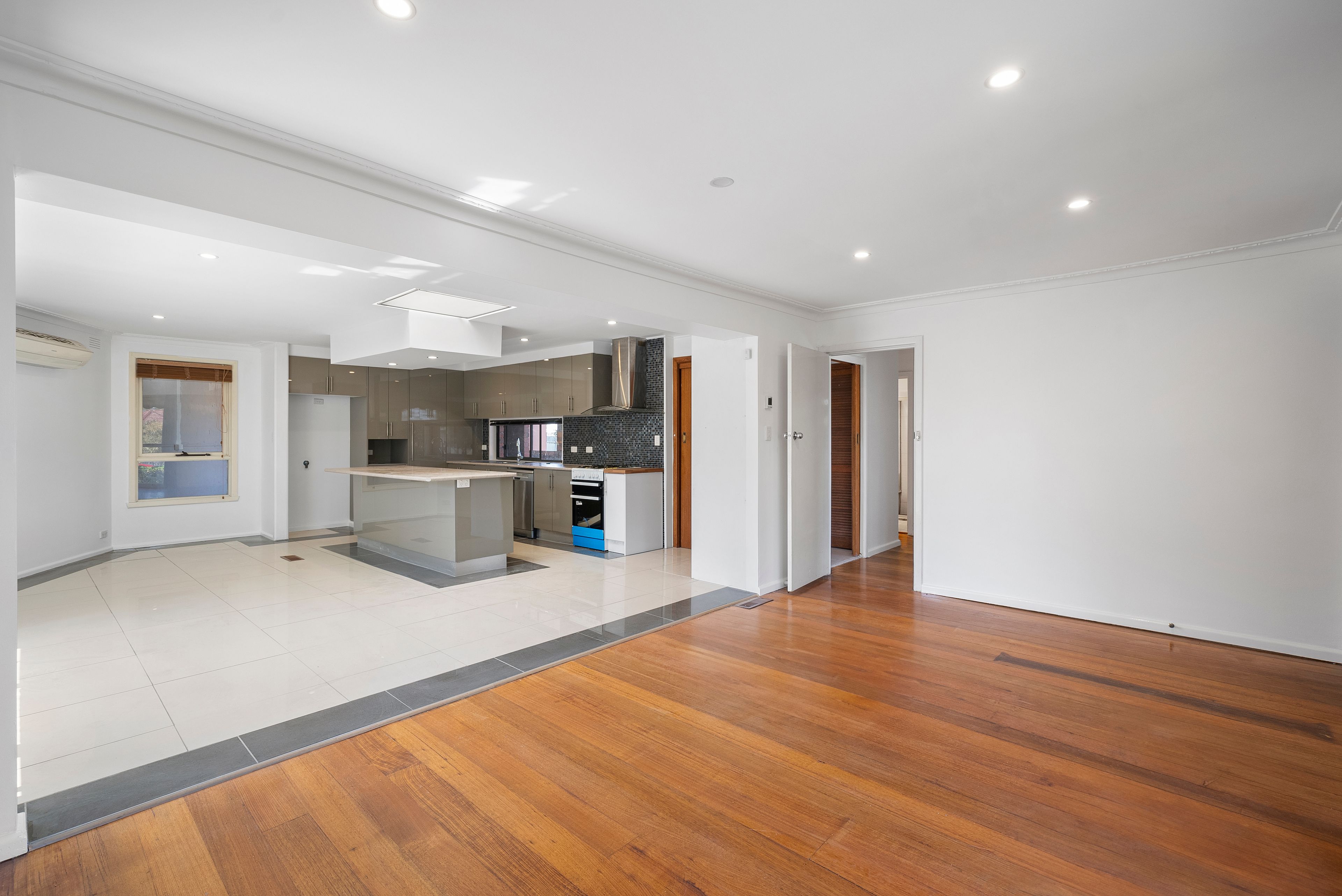 19 Holme Road, Ferntree Gully, VIC 3156