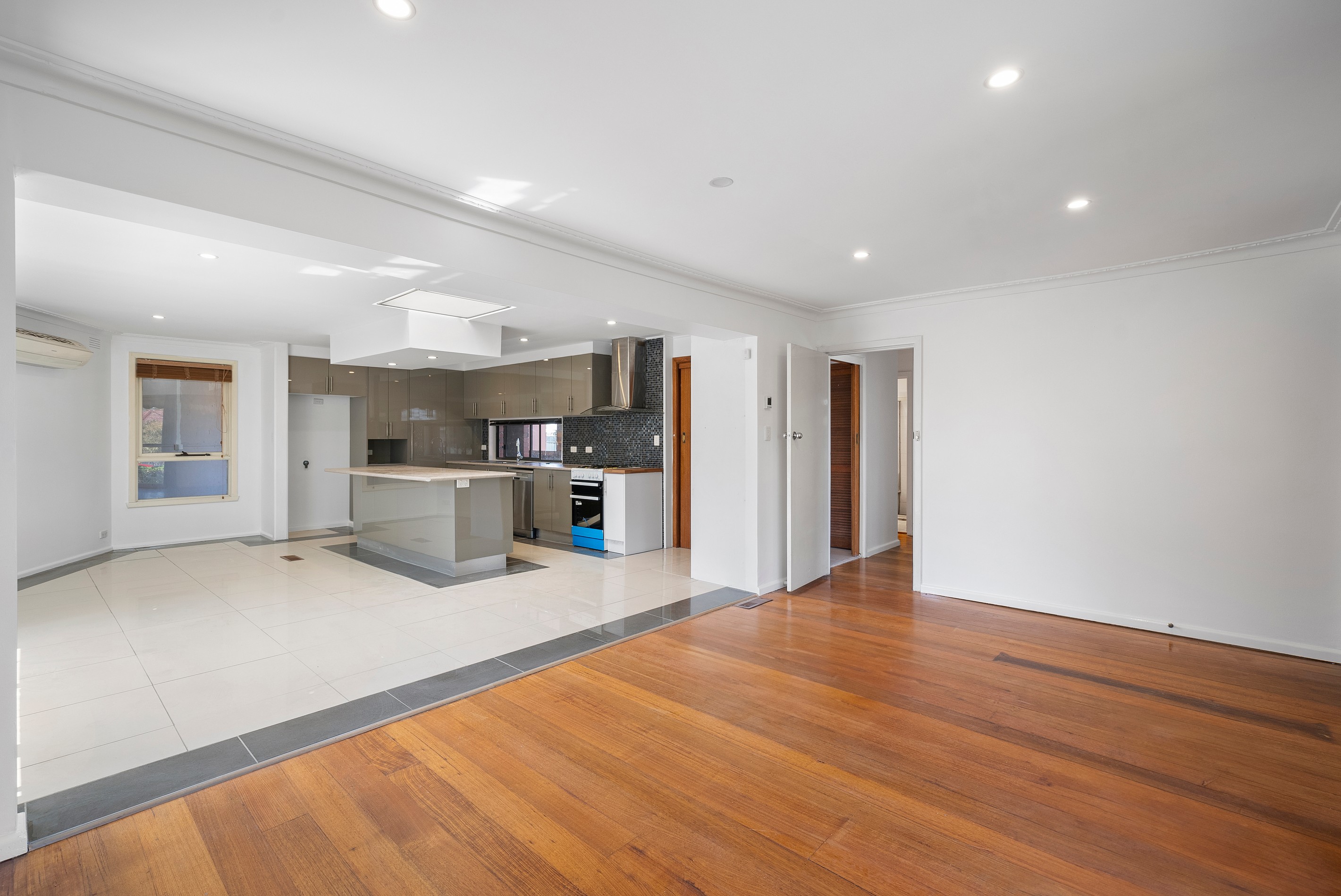 19 Holme Road, Ferntree Gully, VIC 3156