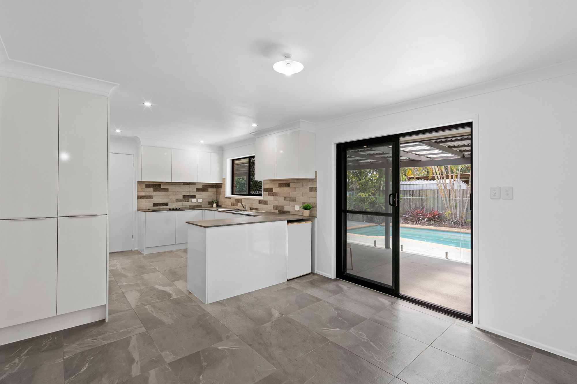 1 Hanlon Street, Tanah Merah, QLD 4128