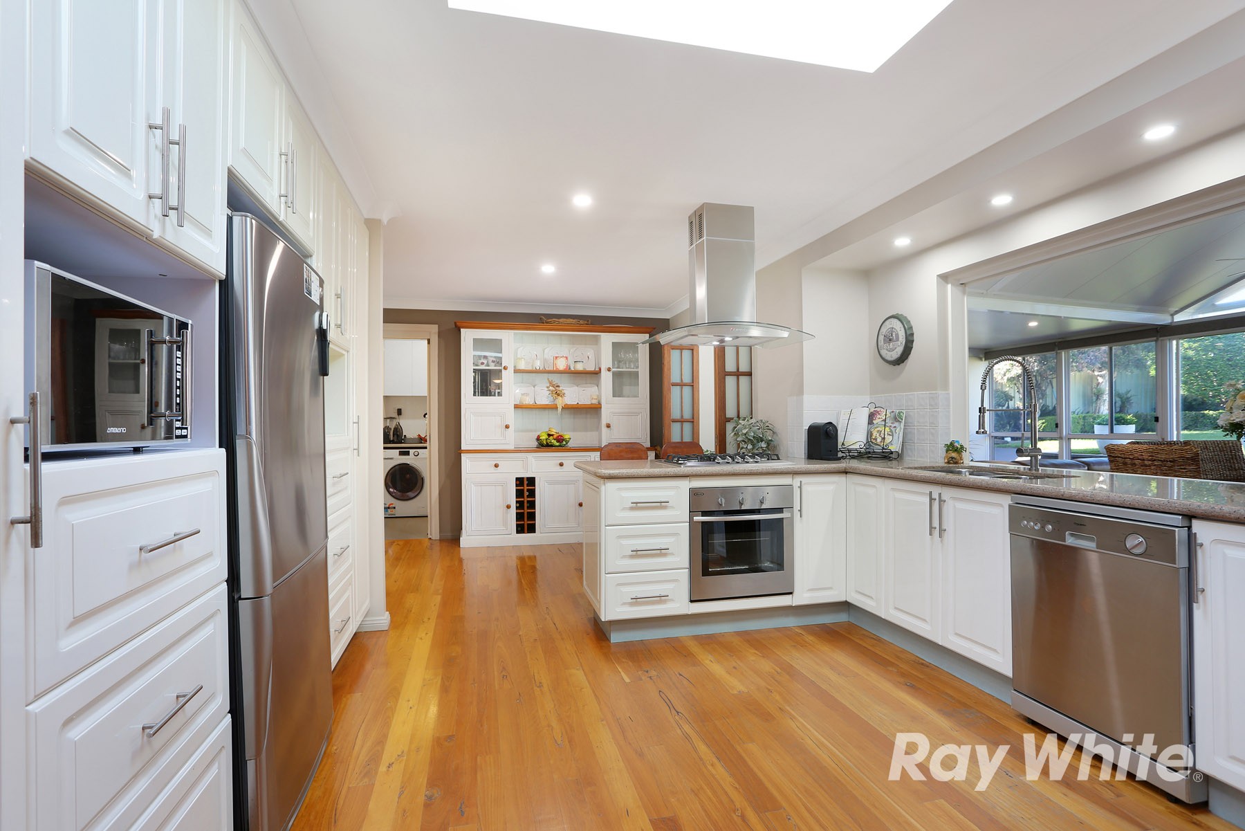 6 Clarence Road, St Clair, NSW 2759