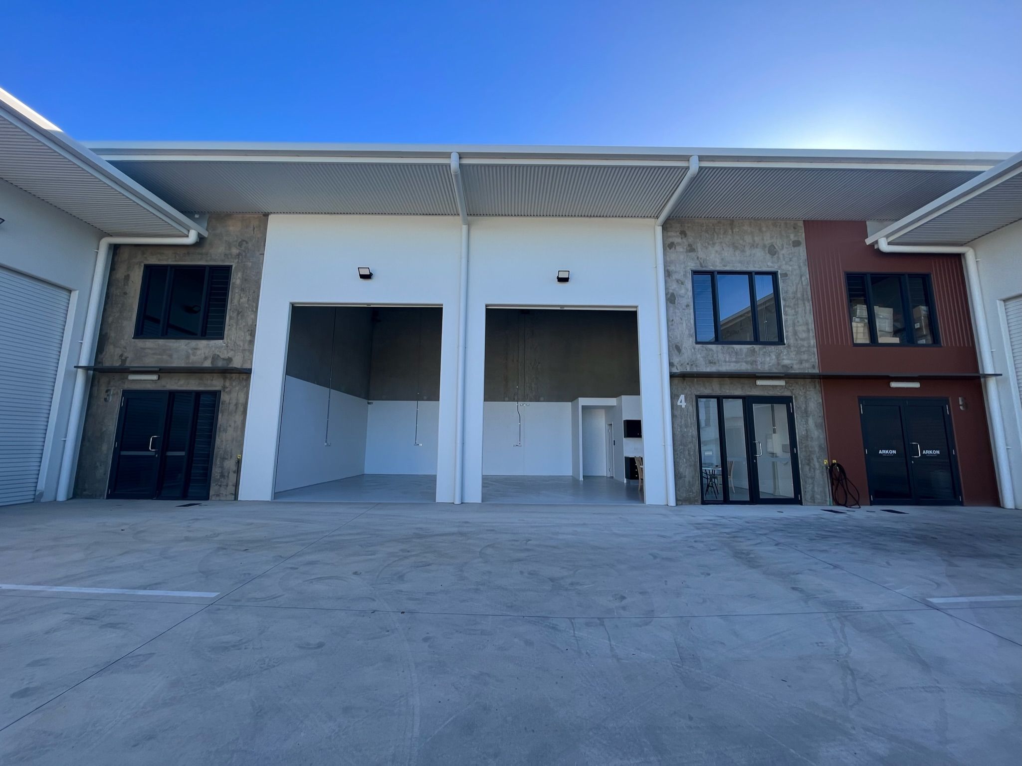 4/4 Strong Street, Baringa, QLD 4551