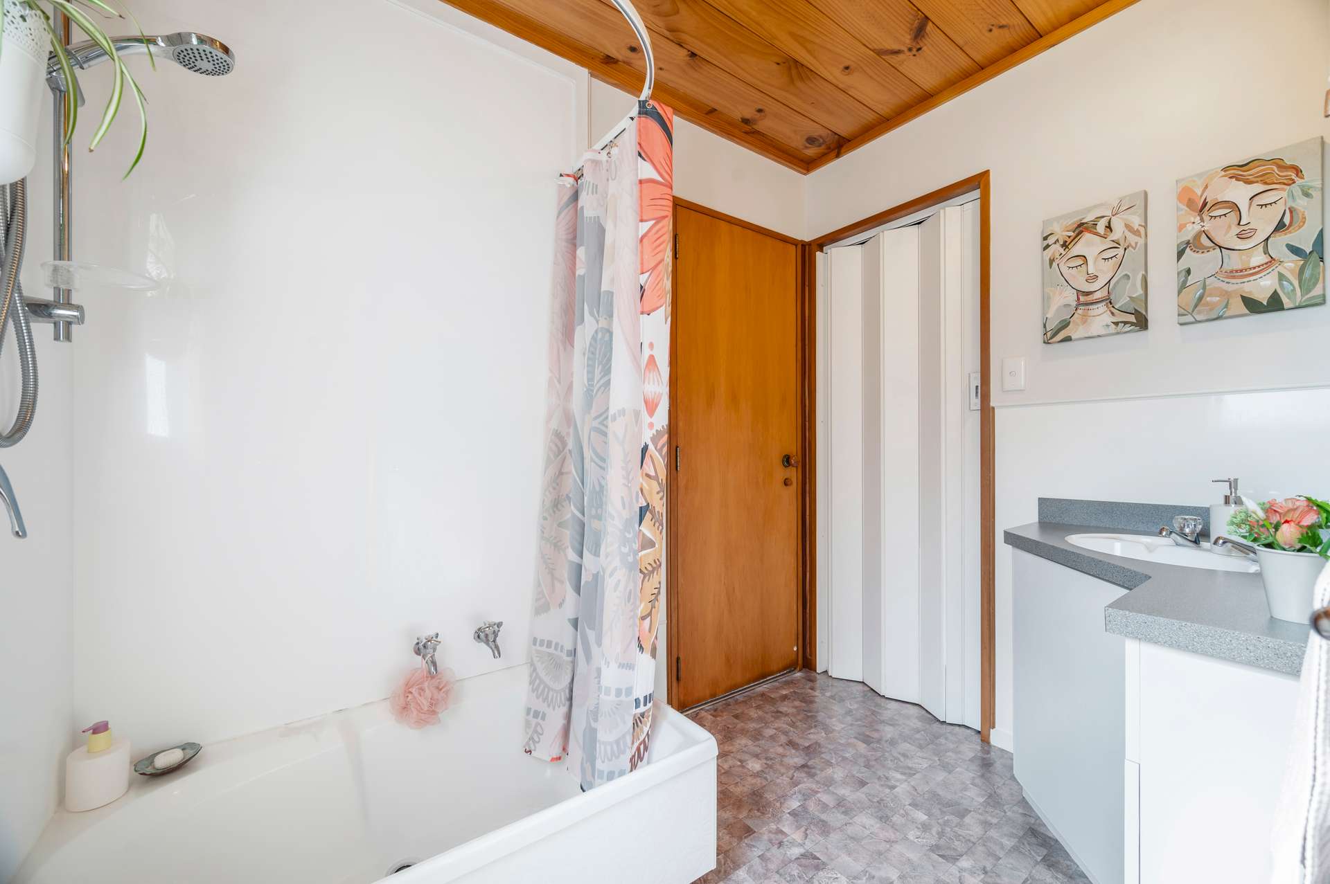 10 Wharetoroa Drive photo 21