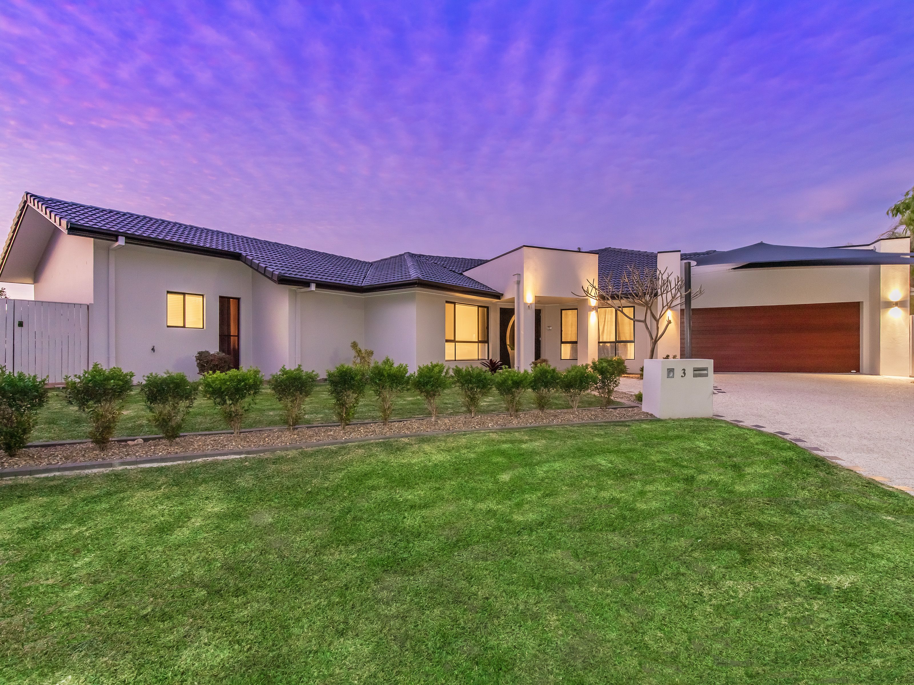 3 Xavier Place, Oxenford, QLD 4210