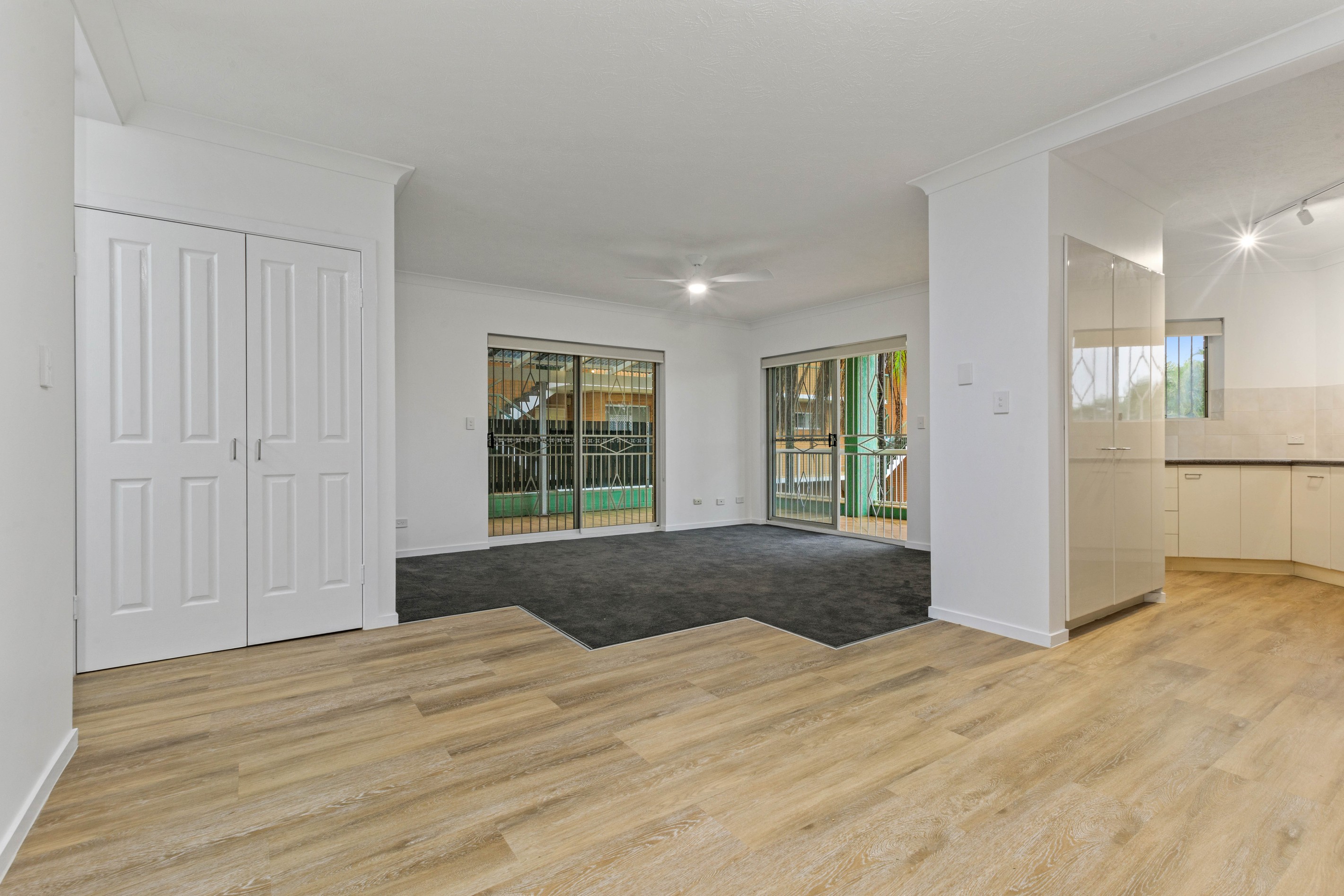 2/63 Mclay Street, Coorparoo, QLD 4151