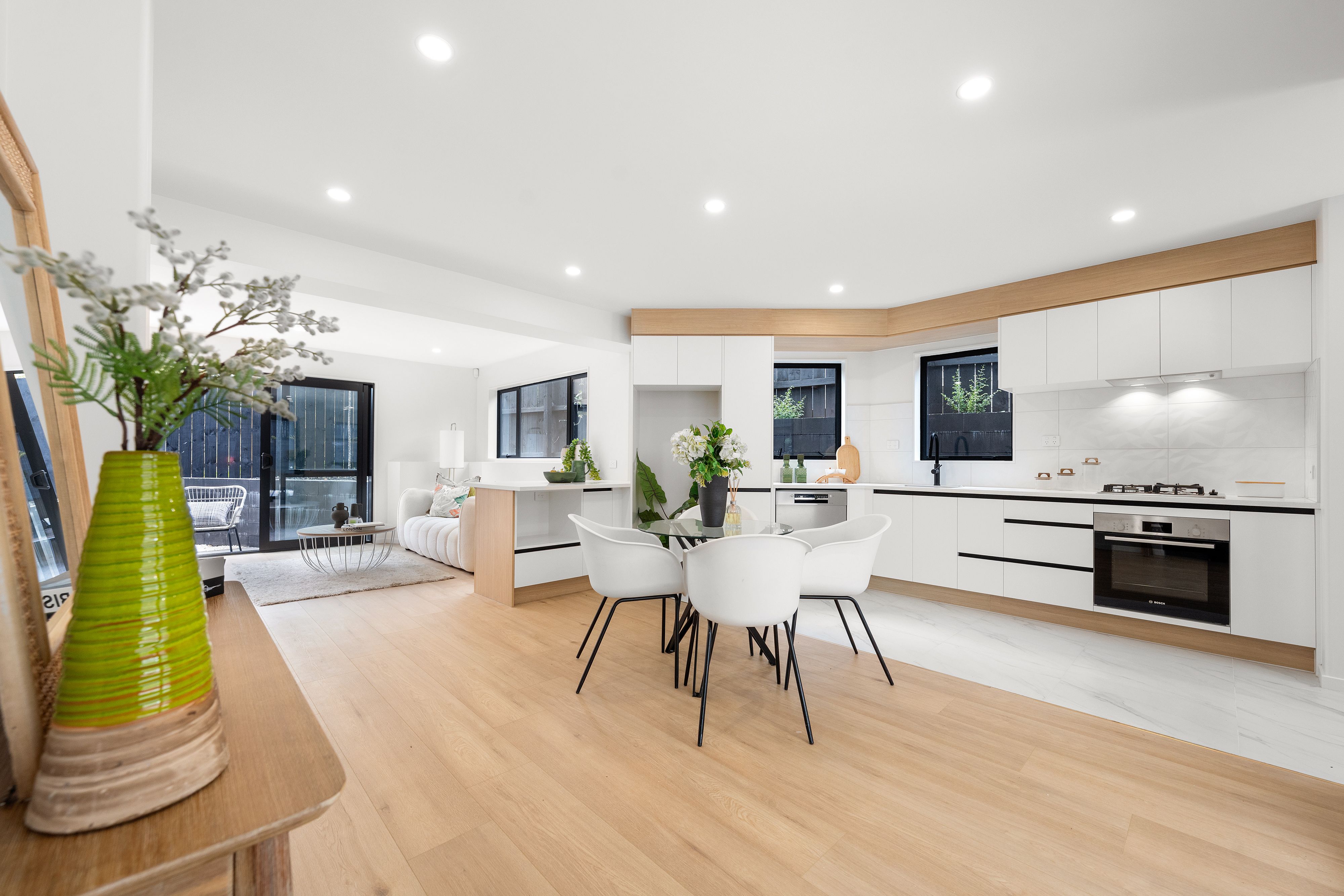 1664F Great North Road, Avondale, Auckland City