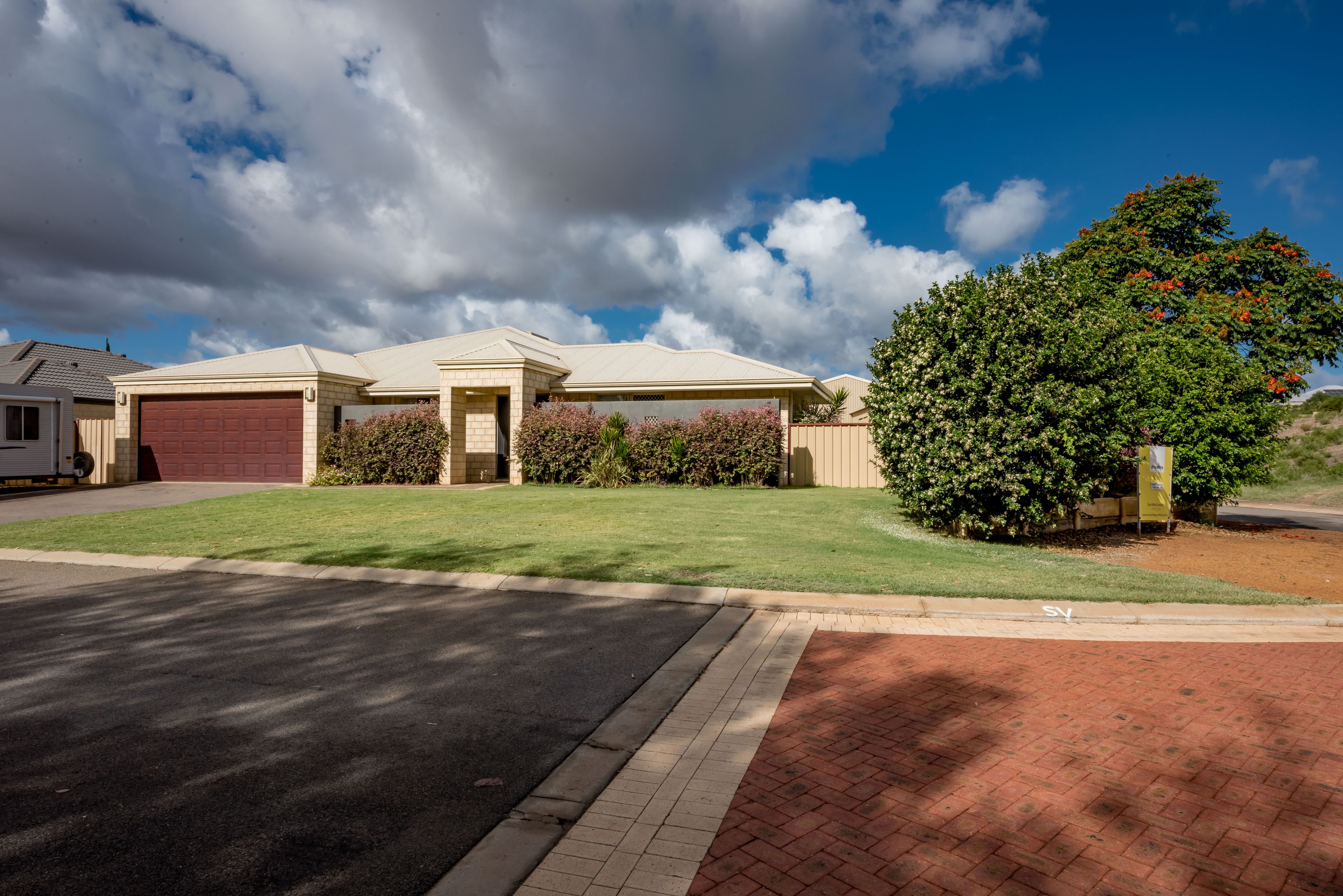 2 Portside Road, Drummond Cove, WA 6532