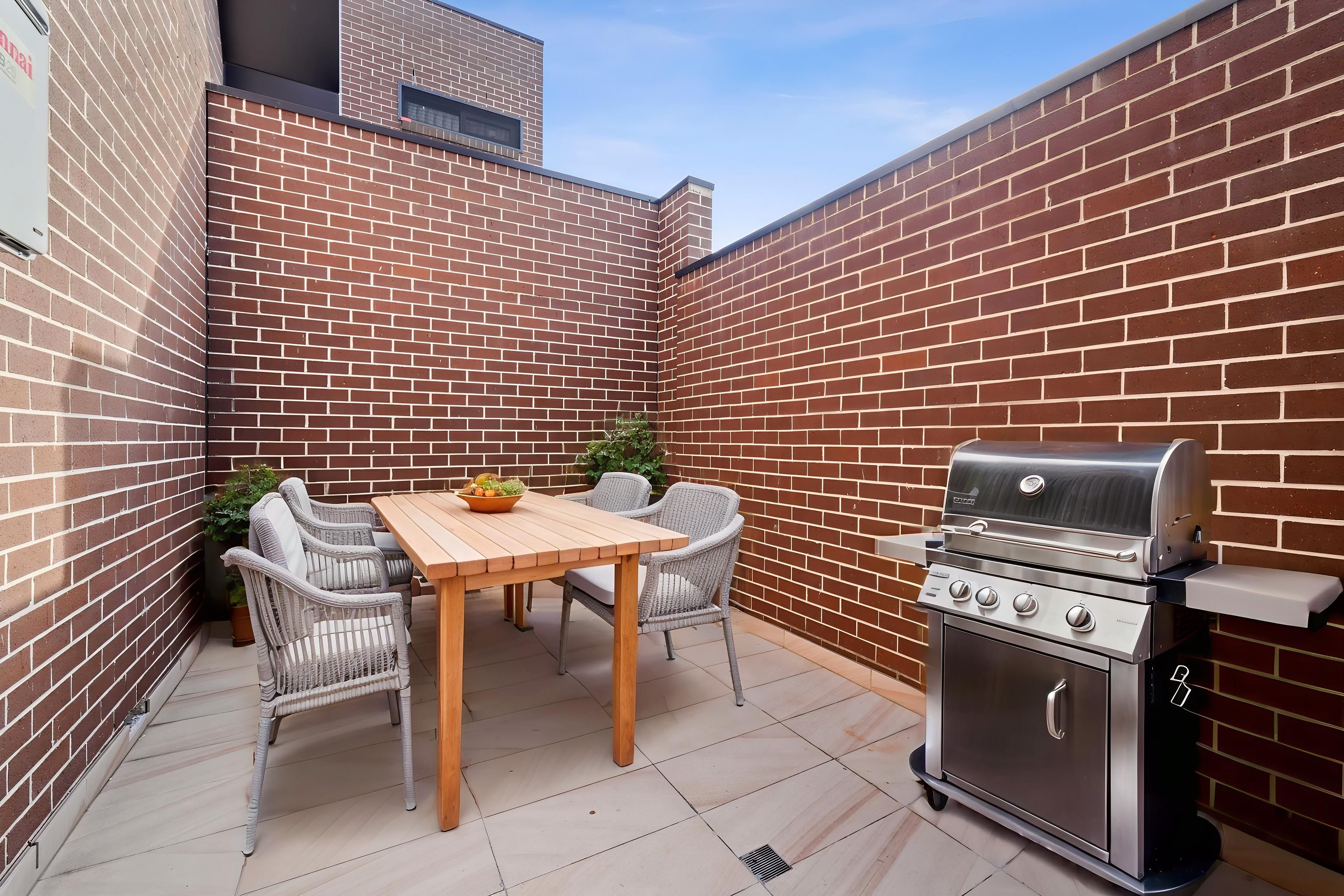 2/76 Majors Bay Road — photo 3 of 10