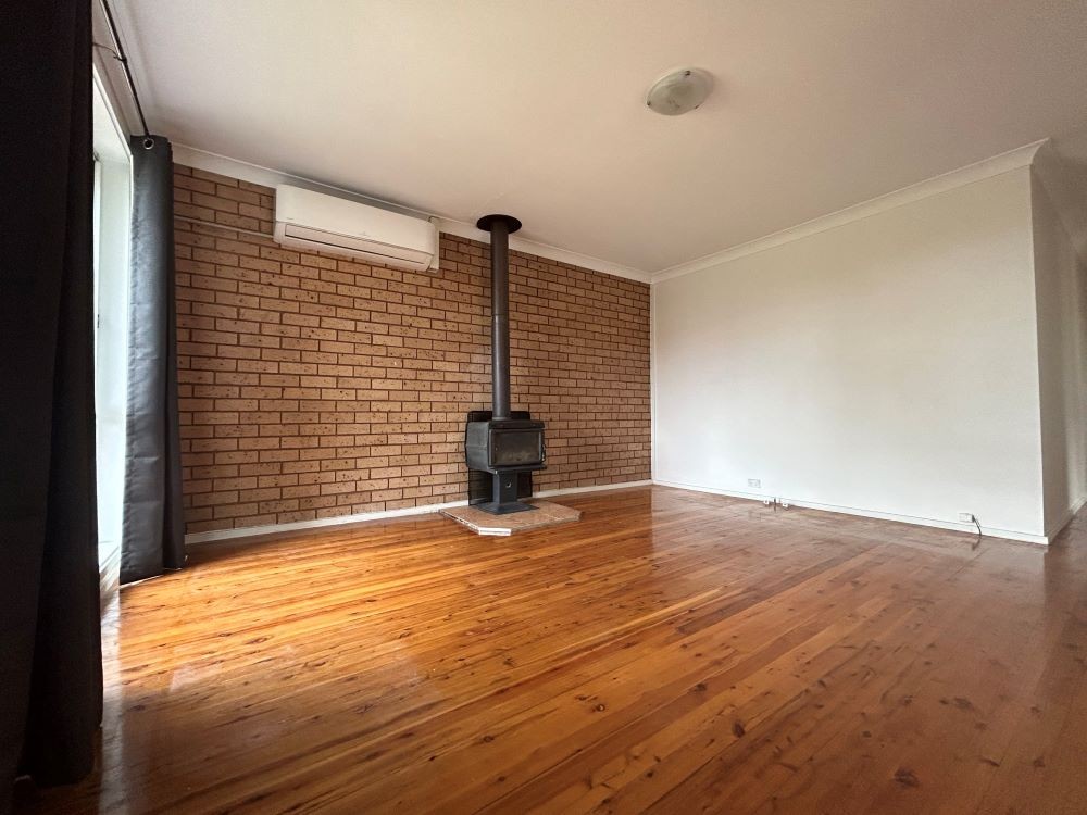 7 Campbell Close,, Minto, NSW 2566