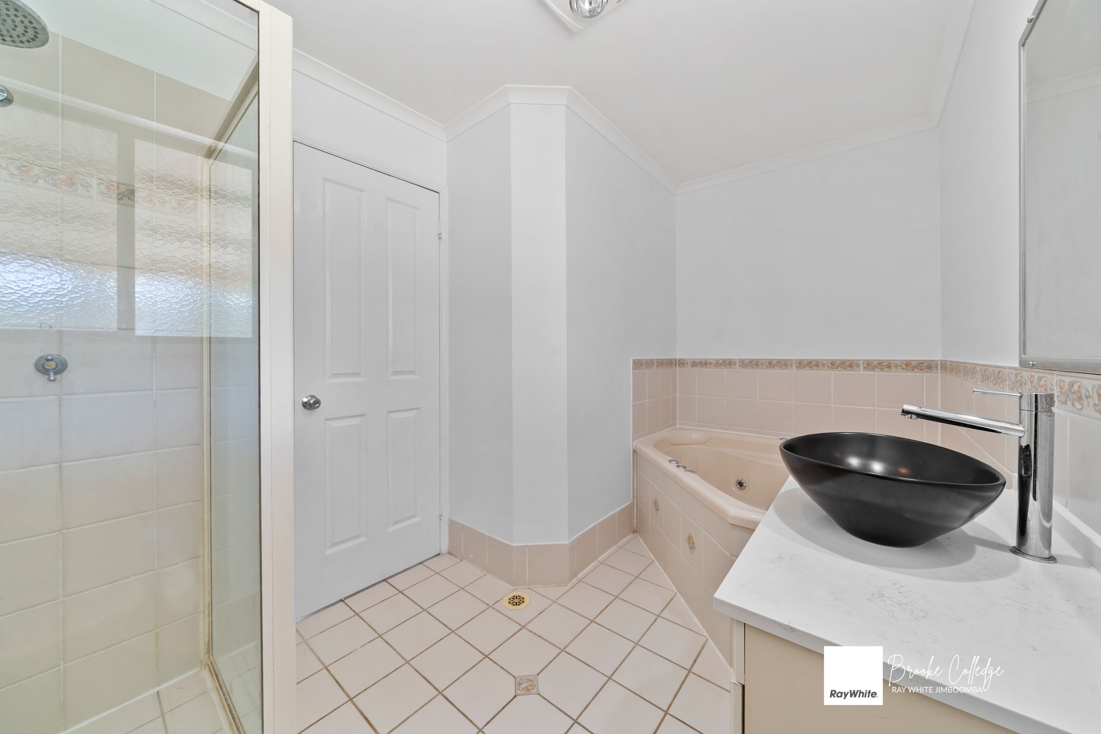 75-79 Ashwood Drive — photo 11 of 19